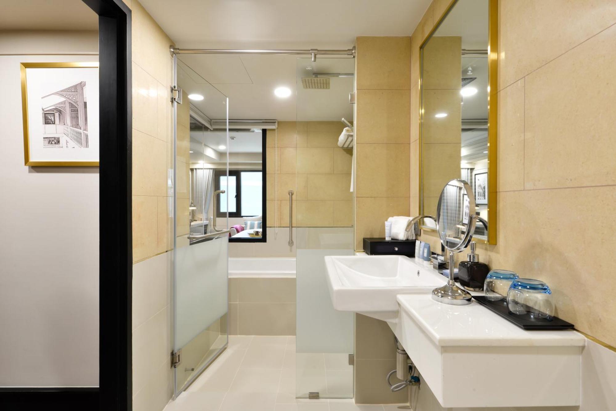 One-Bedroom Deluxe