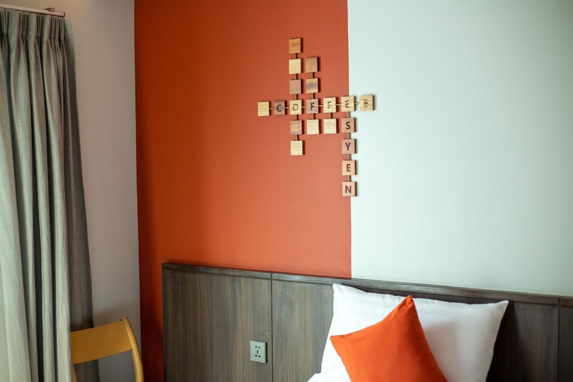 Deluxe Twin Room Balcony