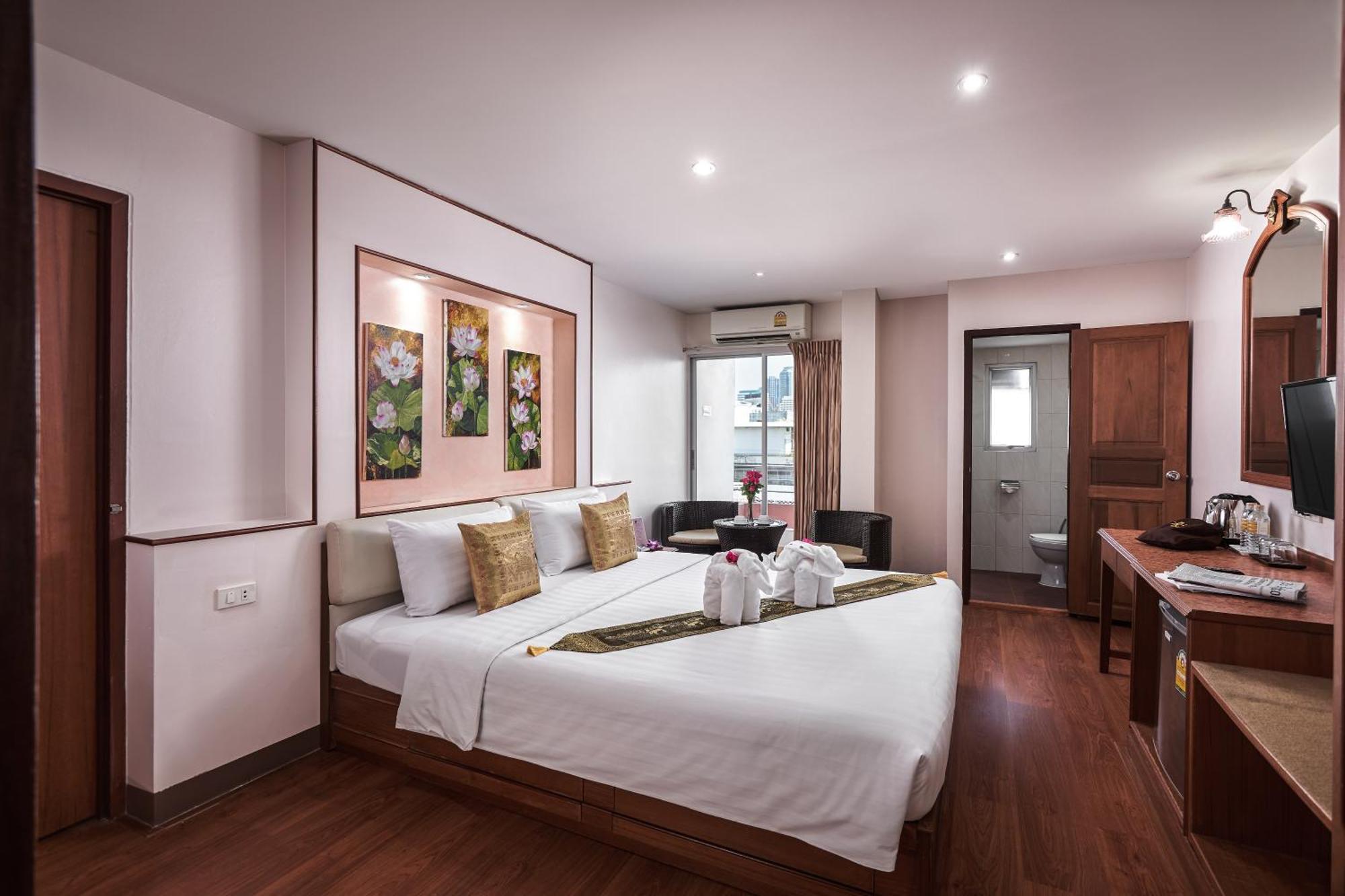 Deluxe Family Room