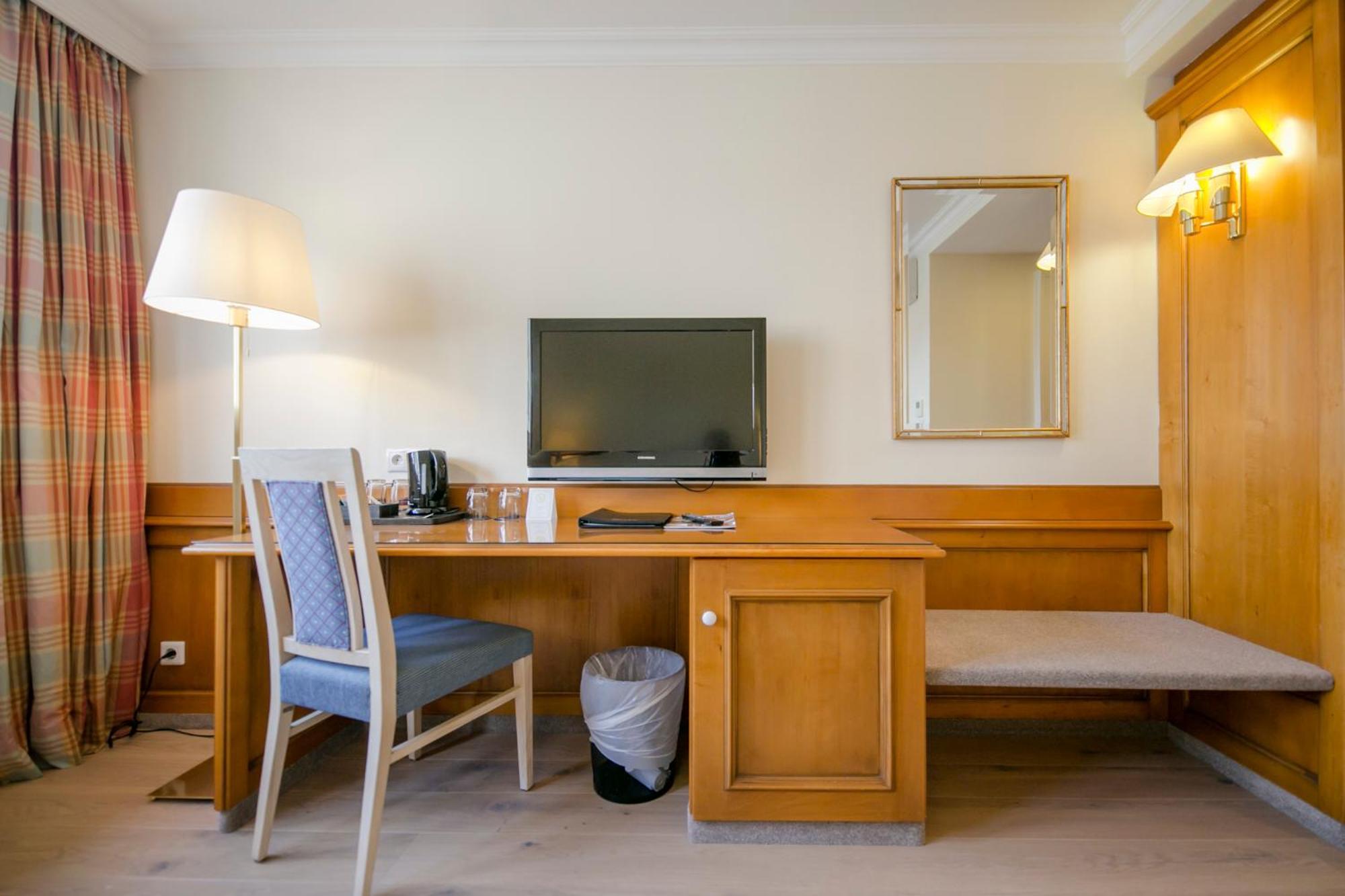 Classic Double Room