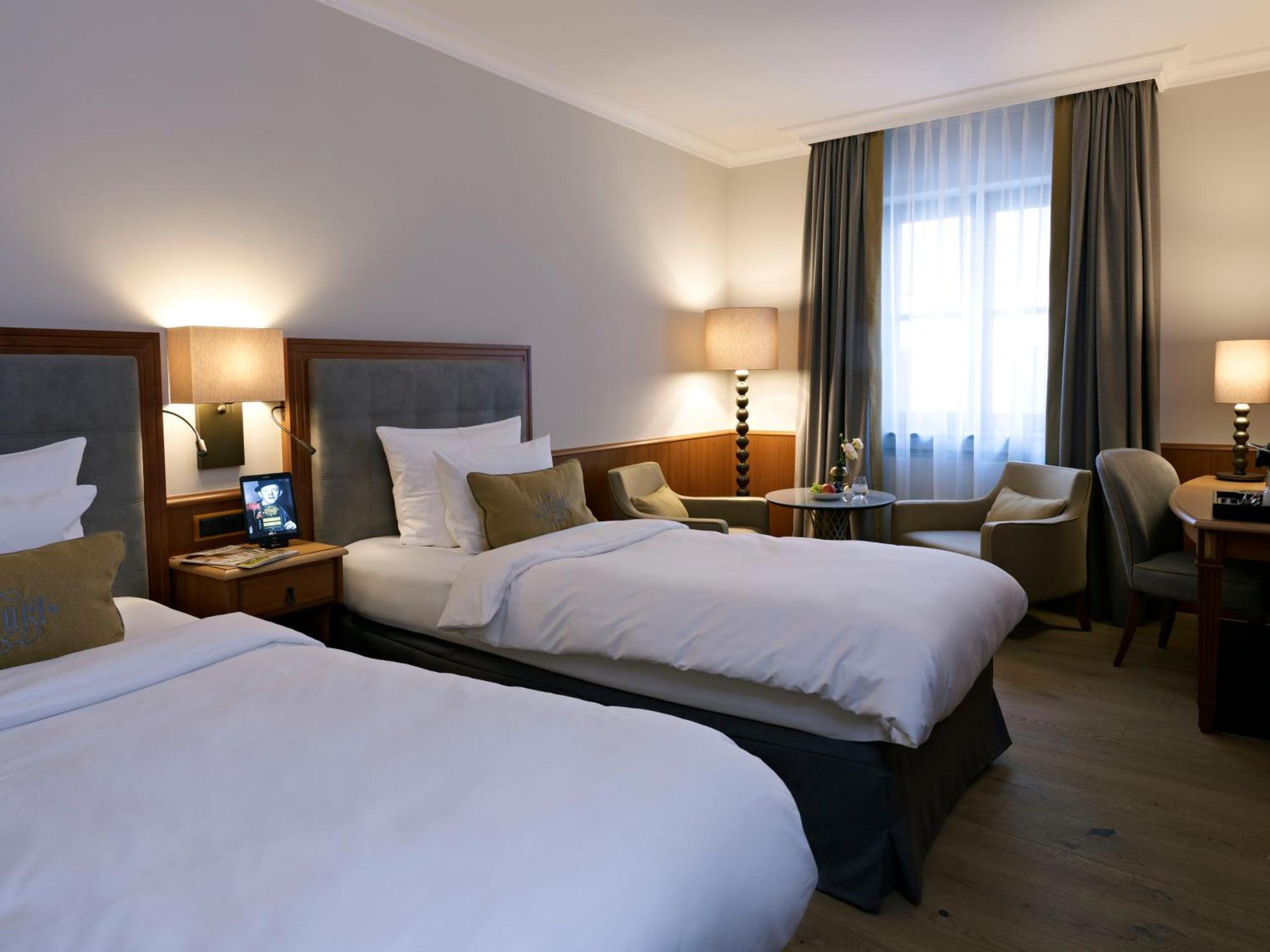 Deluxe Tweepersoonskamer met 2 Aparte Bedden