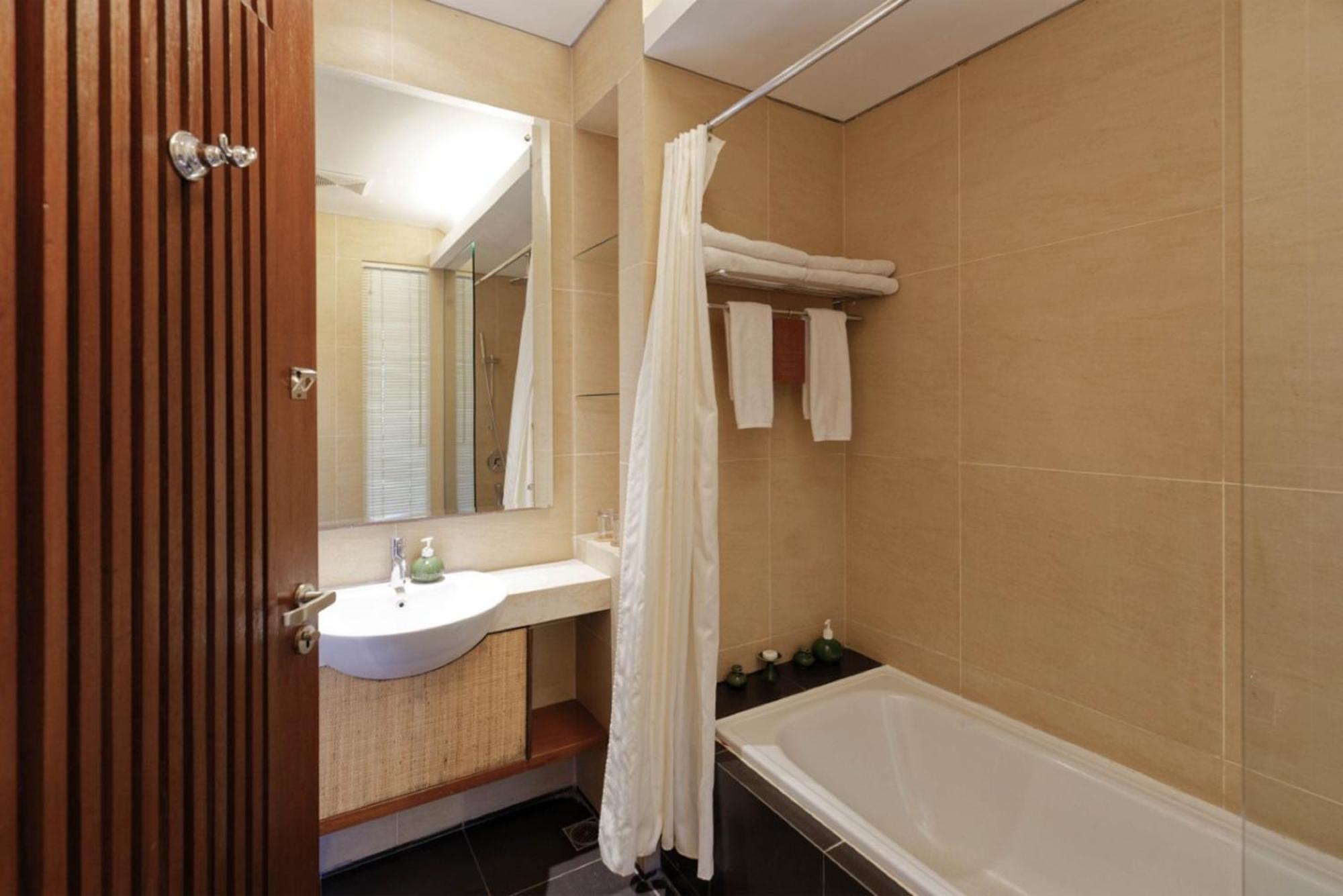 Deluxe Double or Twin Room Exclusive Benefit