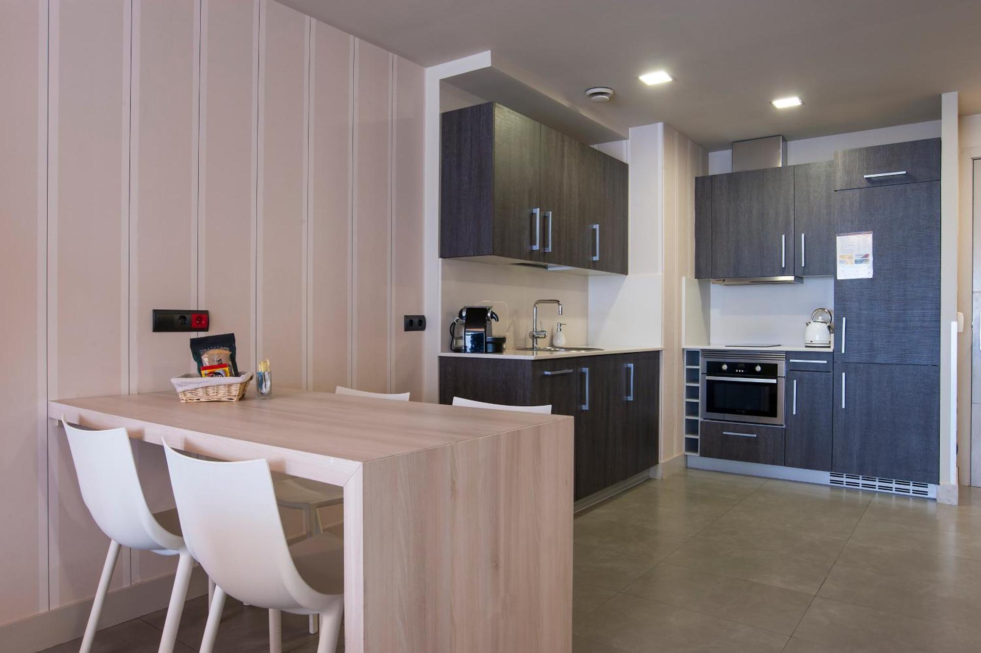 One-Bedroom Apartment Terrace