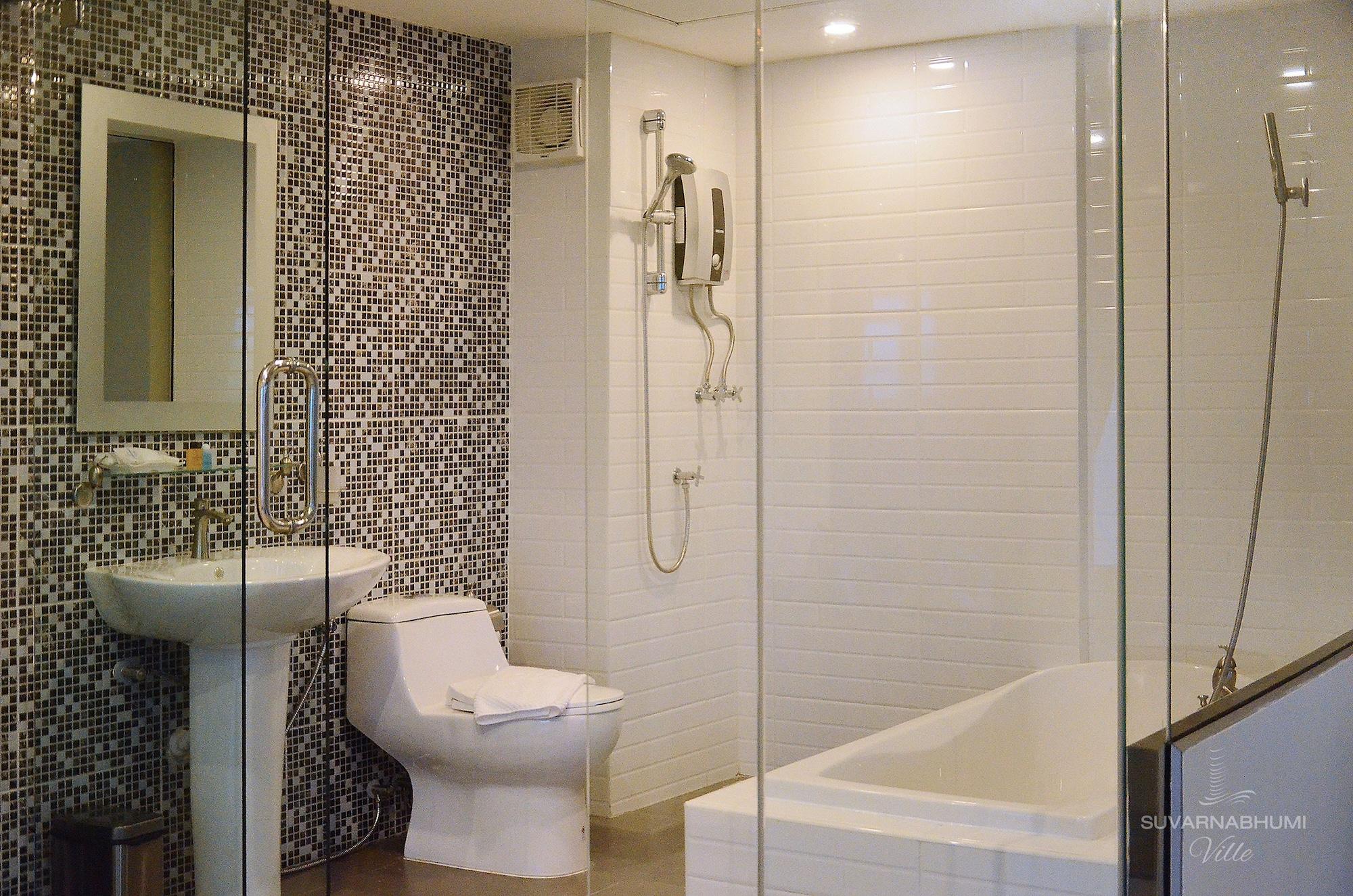 Premier Suite Pool Access