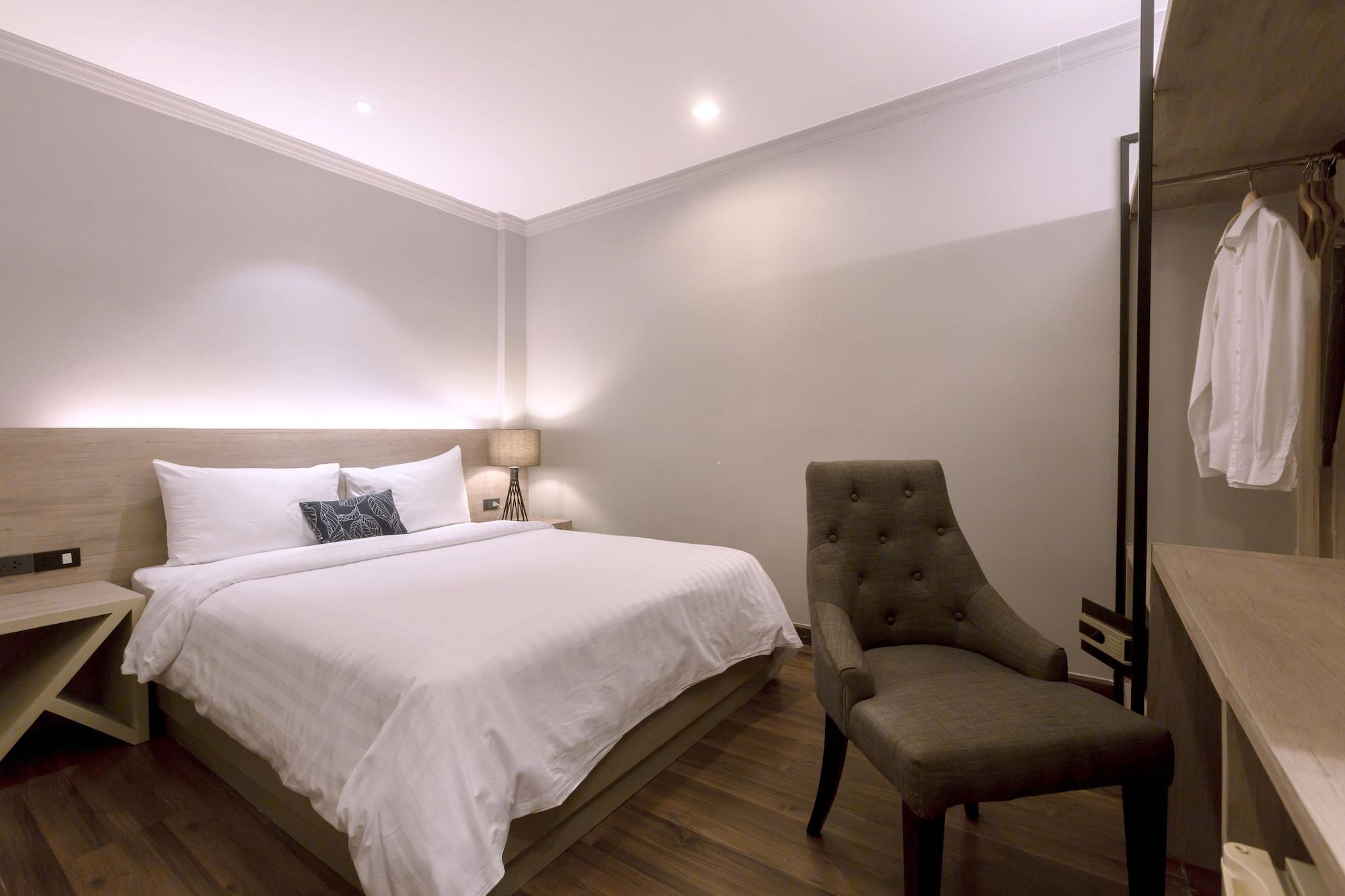 Standard Double Room No Window