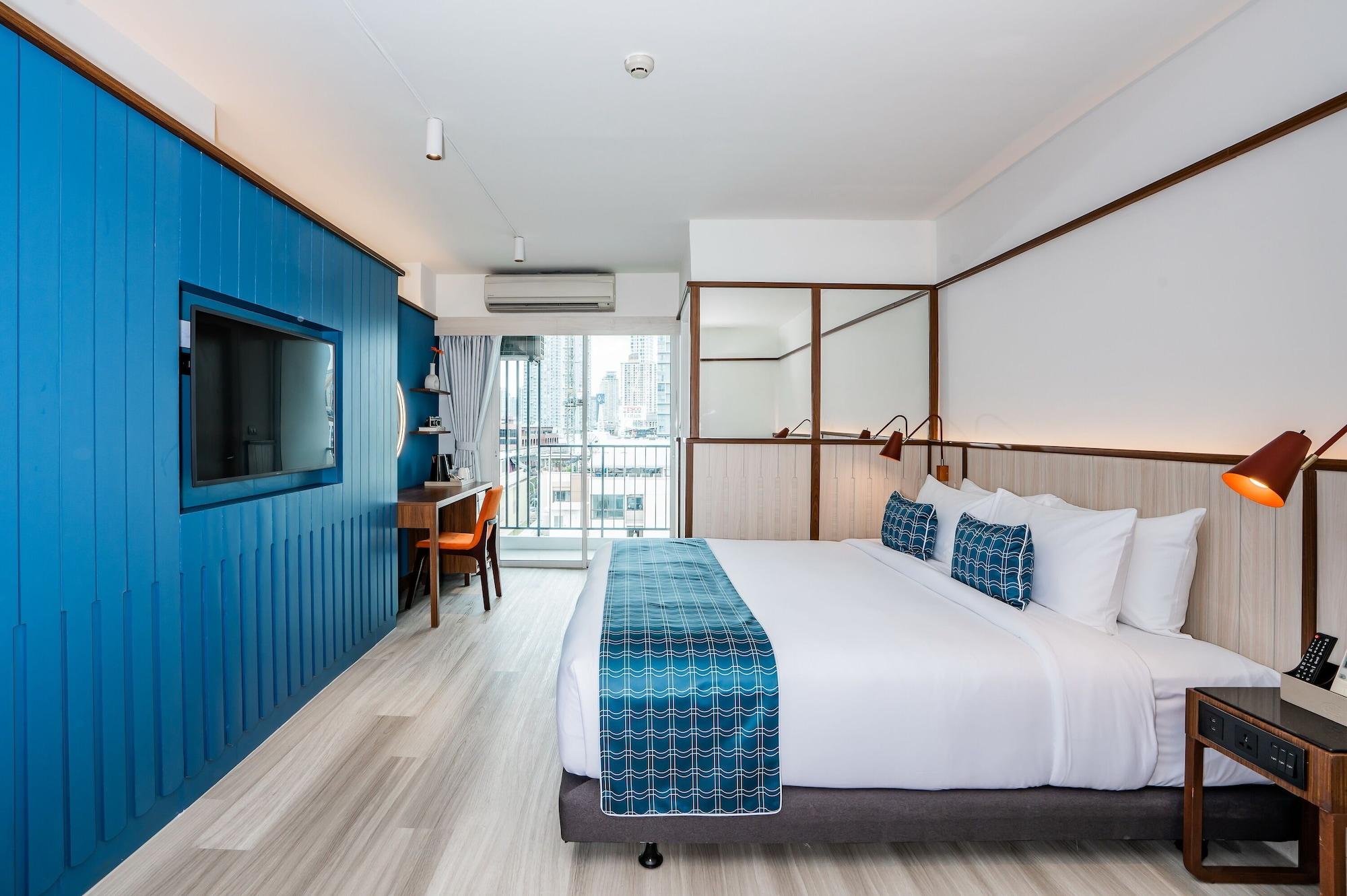 Deluxe Double or Twin Room City View