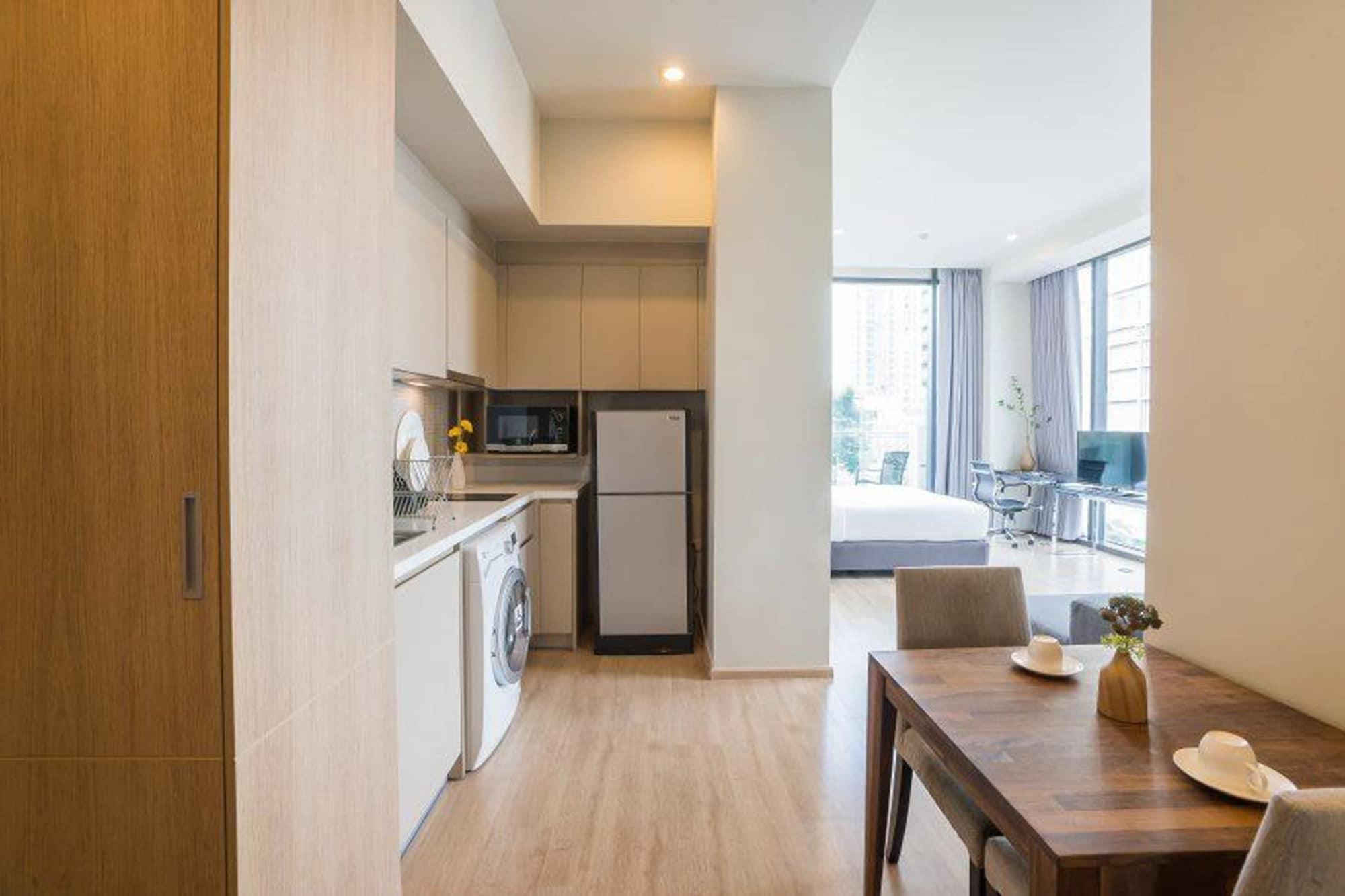 Studio Panorama Suite
