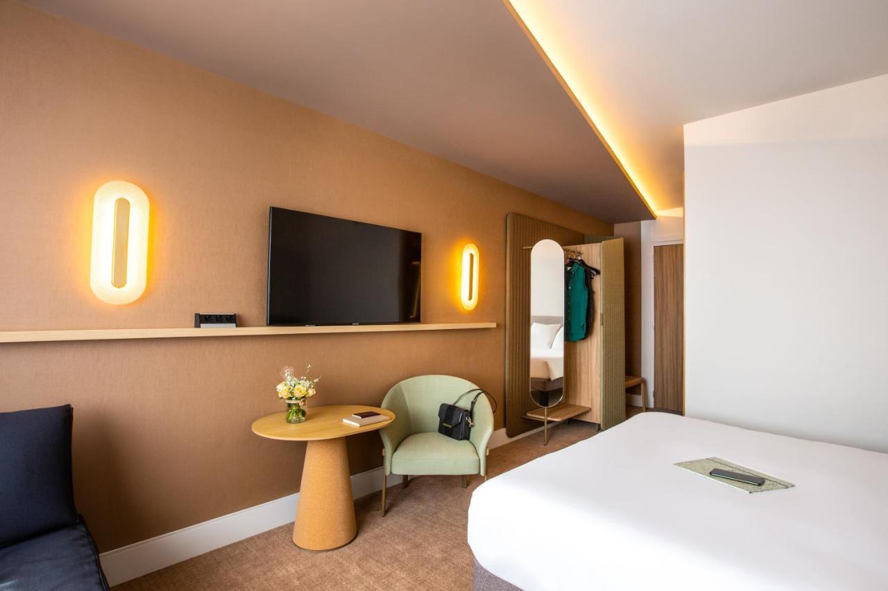 Superior Kamer met 1 Tweepersoonsbed en 2 Slaapbanken