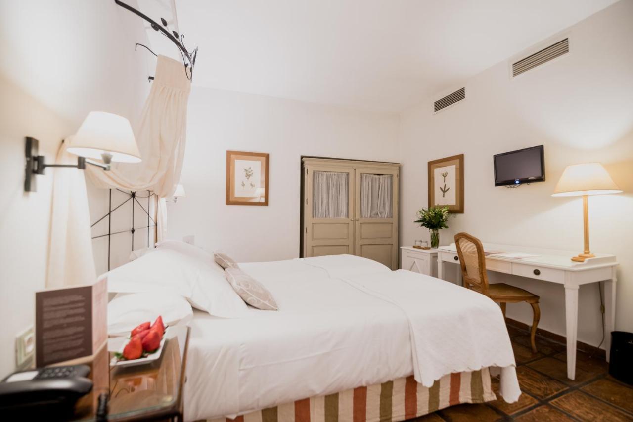Double or Twin Room Extra Bed