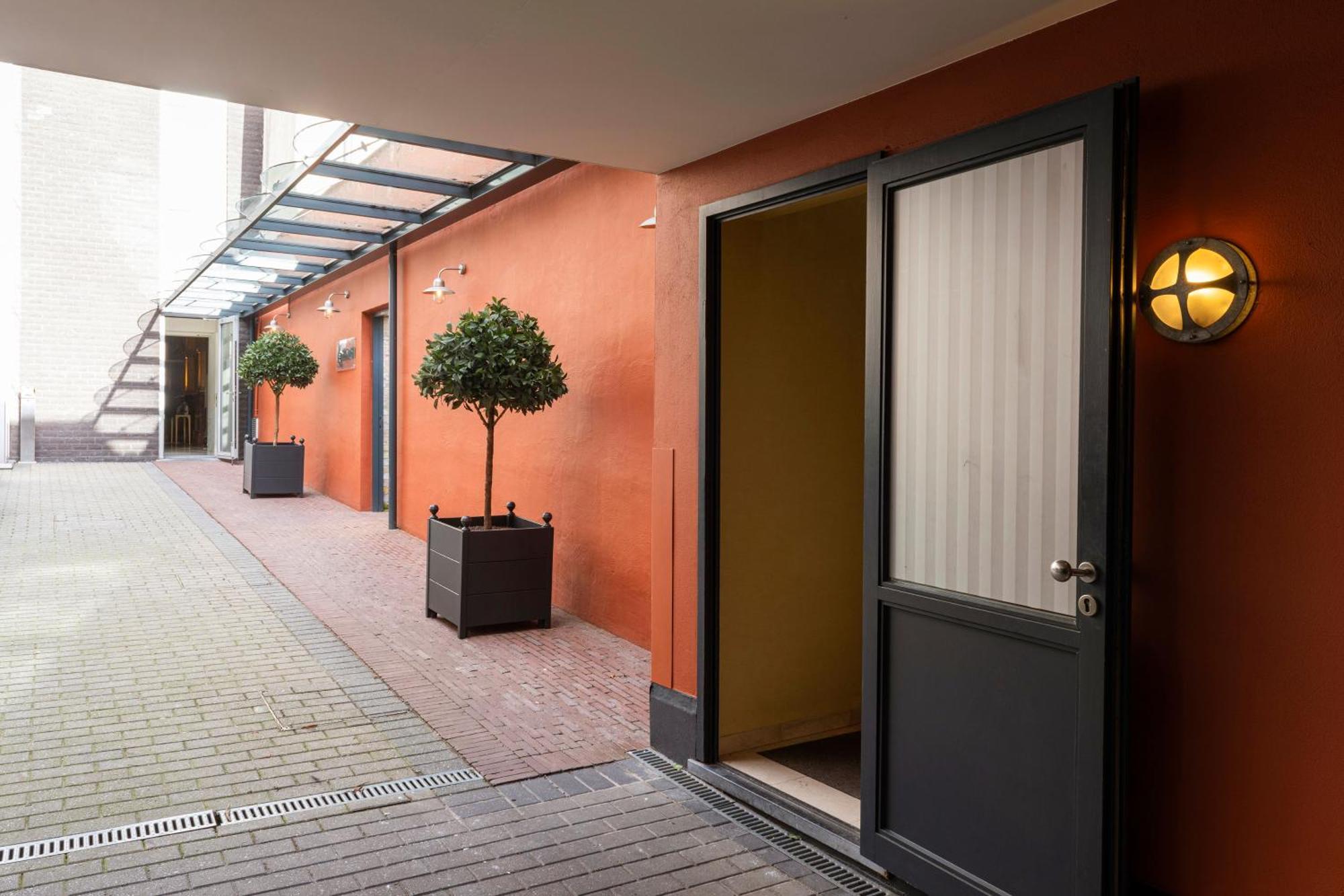 Comfortabele Kamer met Uitzicht op de Tuin
