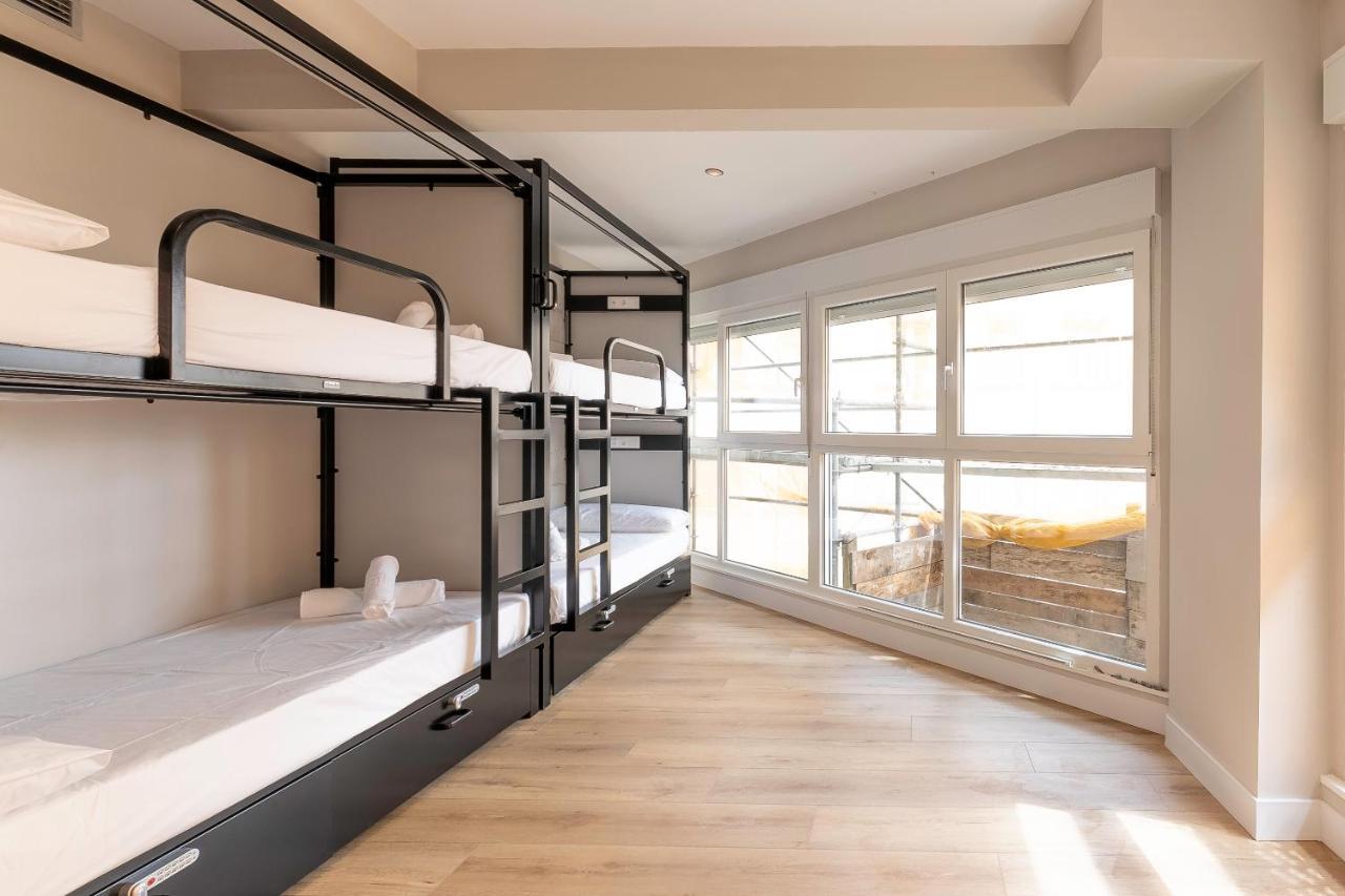 Quadruple Room Private Bathroom