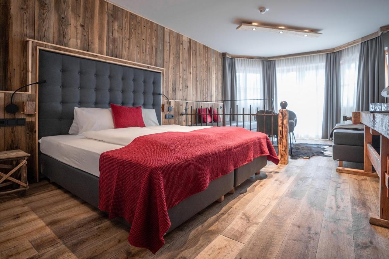Junior Suite Mountain View