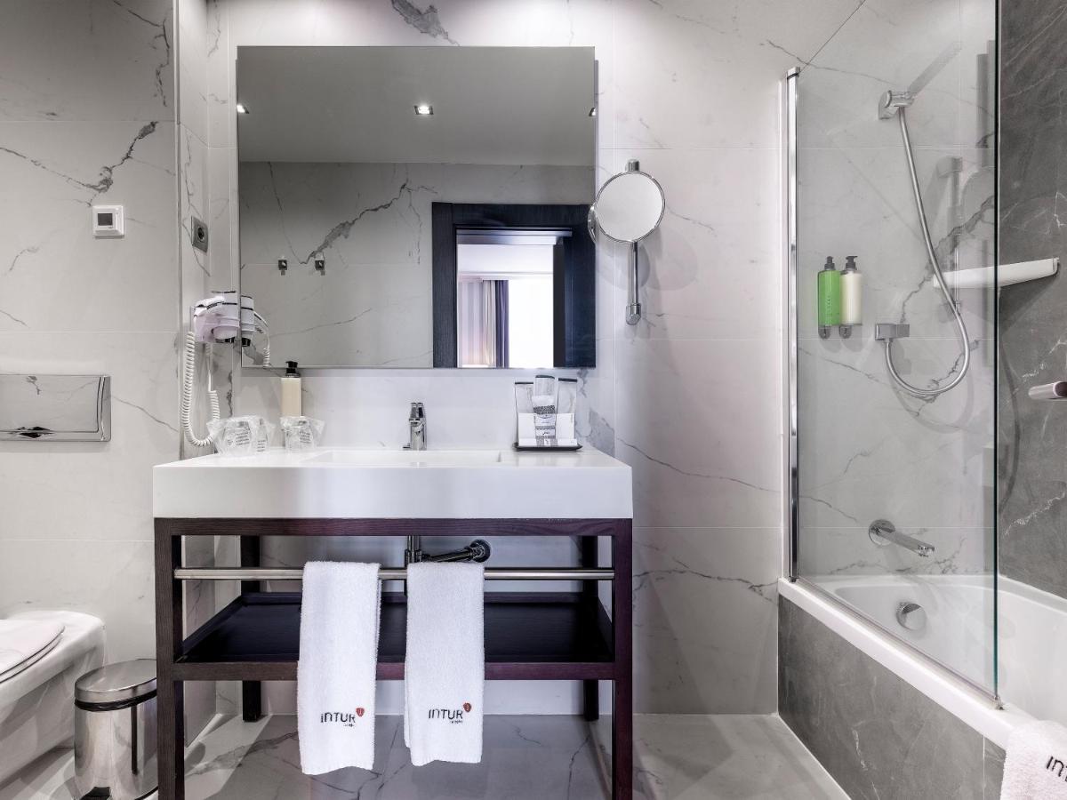 Double or Twin Room Extra Bed