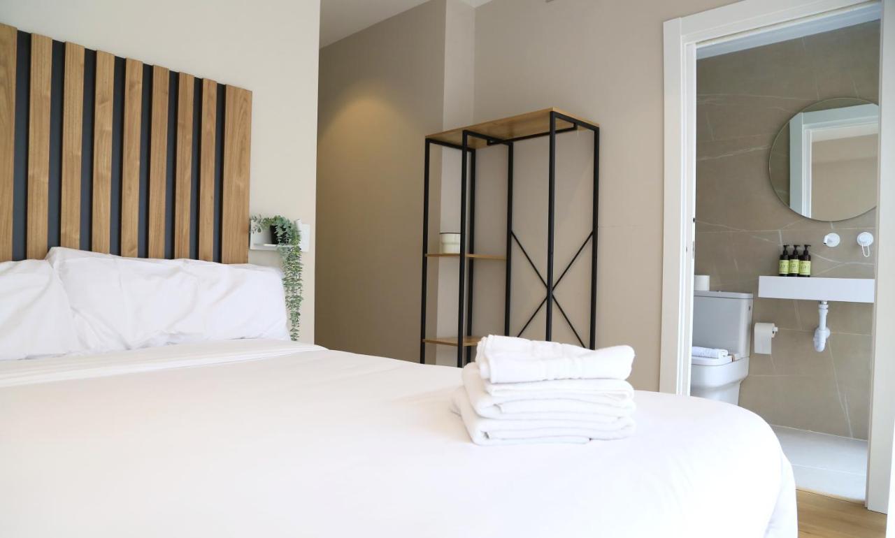 Double Room Private Bathroom