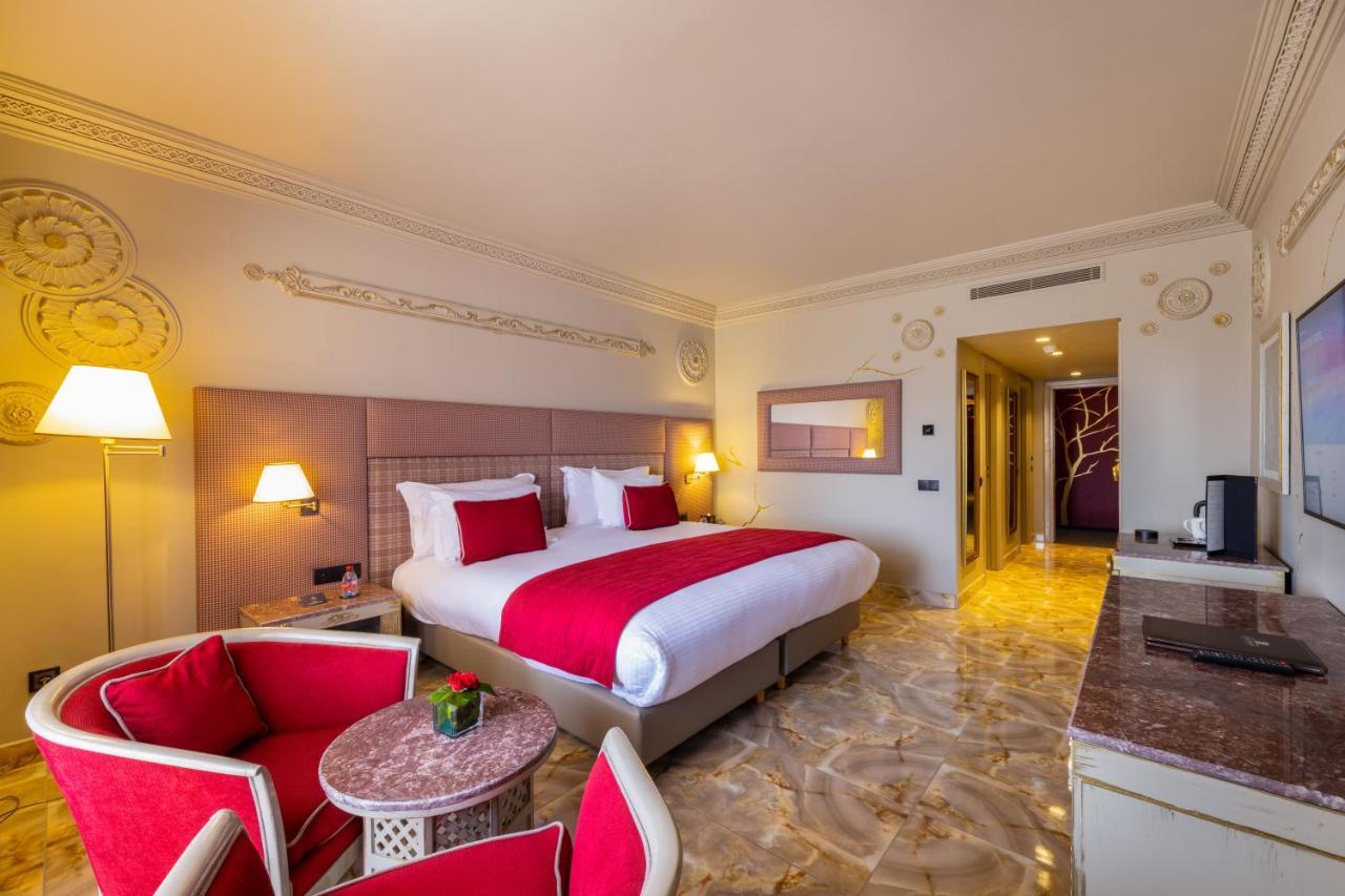 Deluxe Kamer met Uitzicht op het Zwembad
