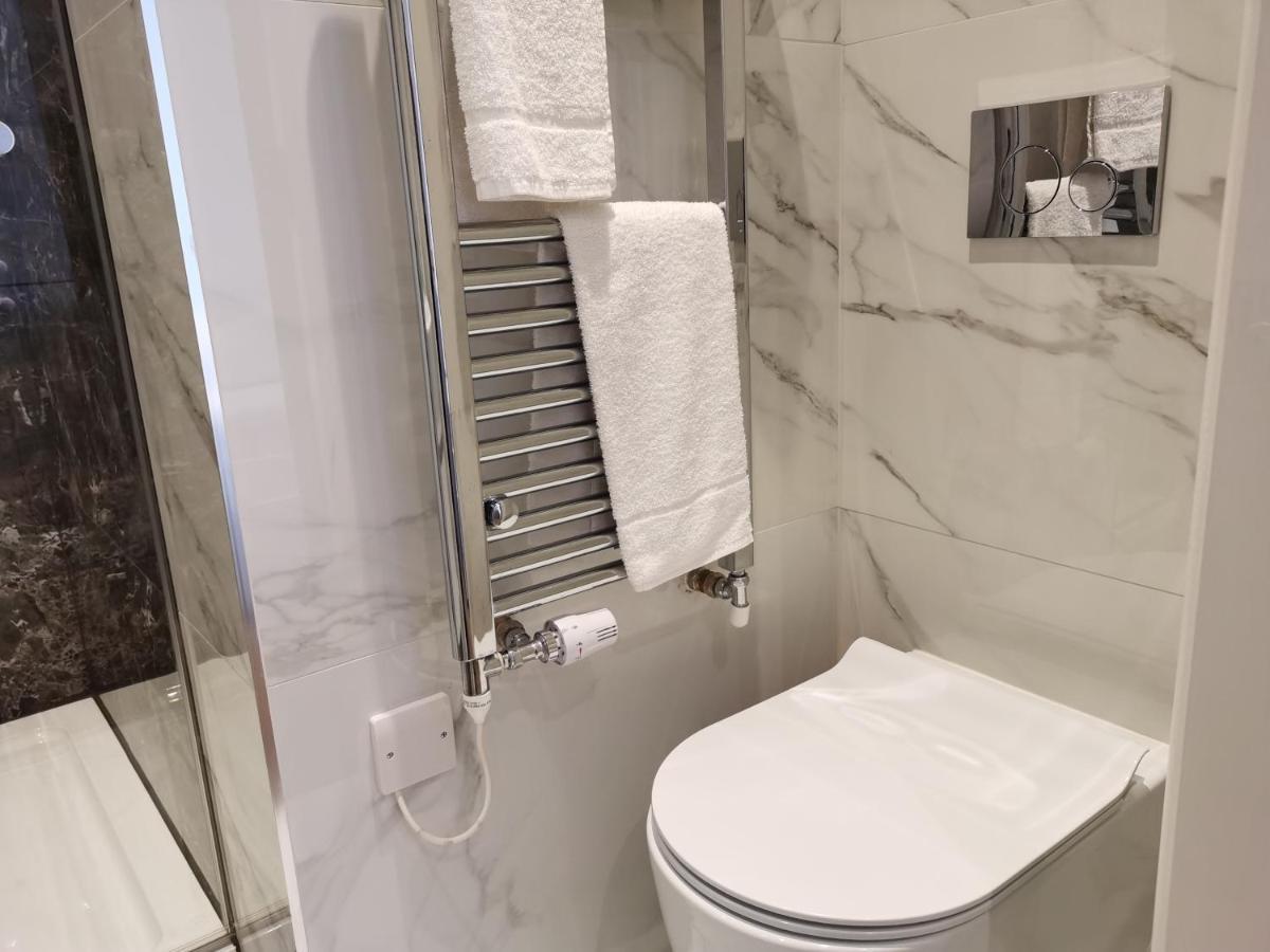 Eenpersoonskamer met Eigen Badkamer