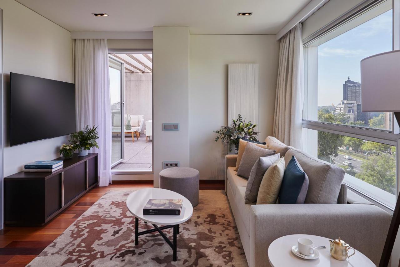 One-Bedroom Terrace Apartment