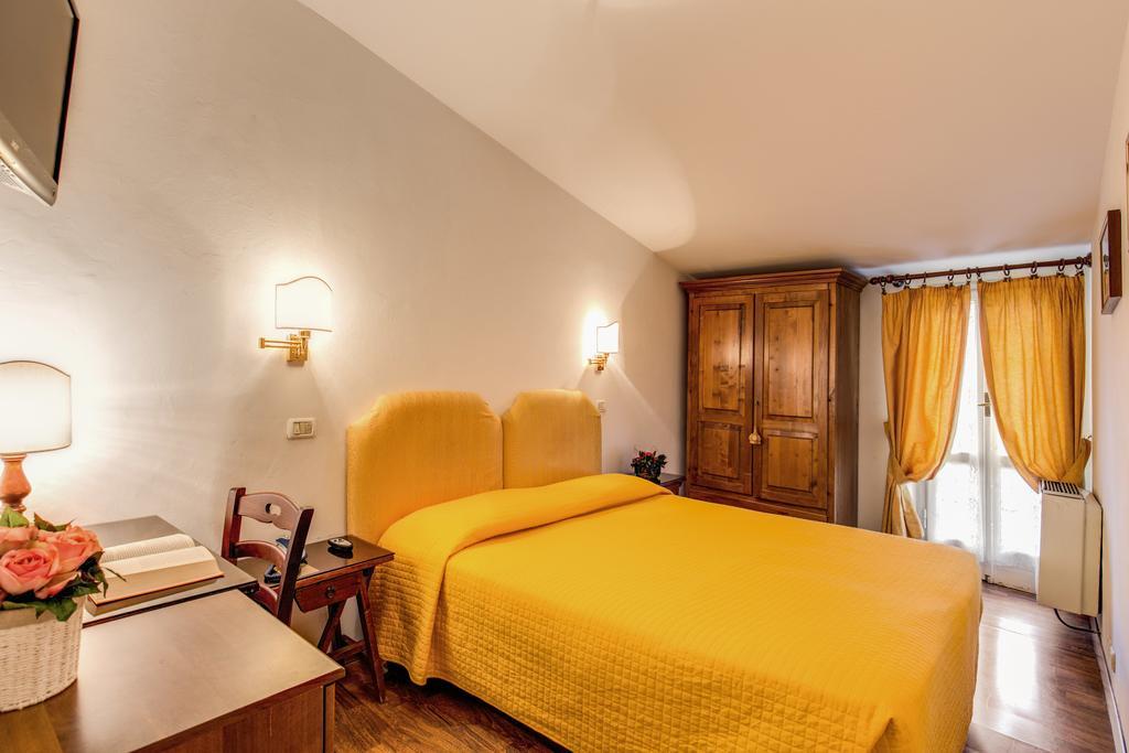 Klassieke Tweepersoonskamer met 1 Tweepersoonsbed of 2 Aparte Bedden en Balkon
