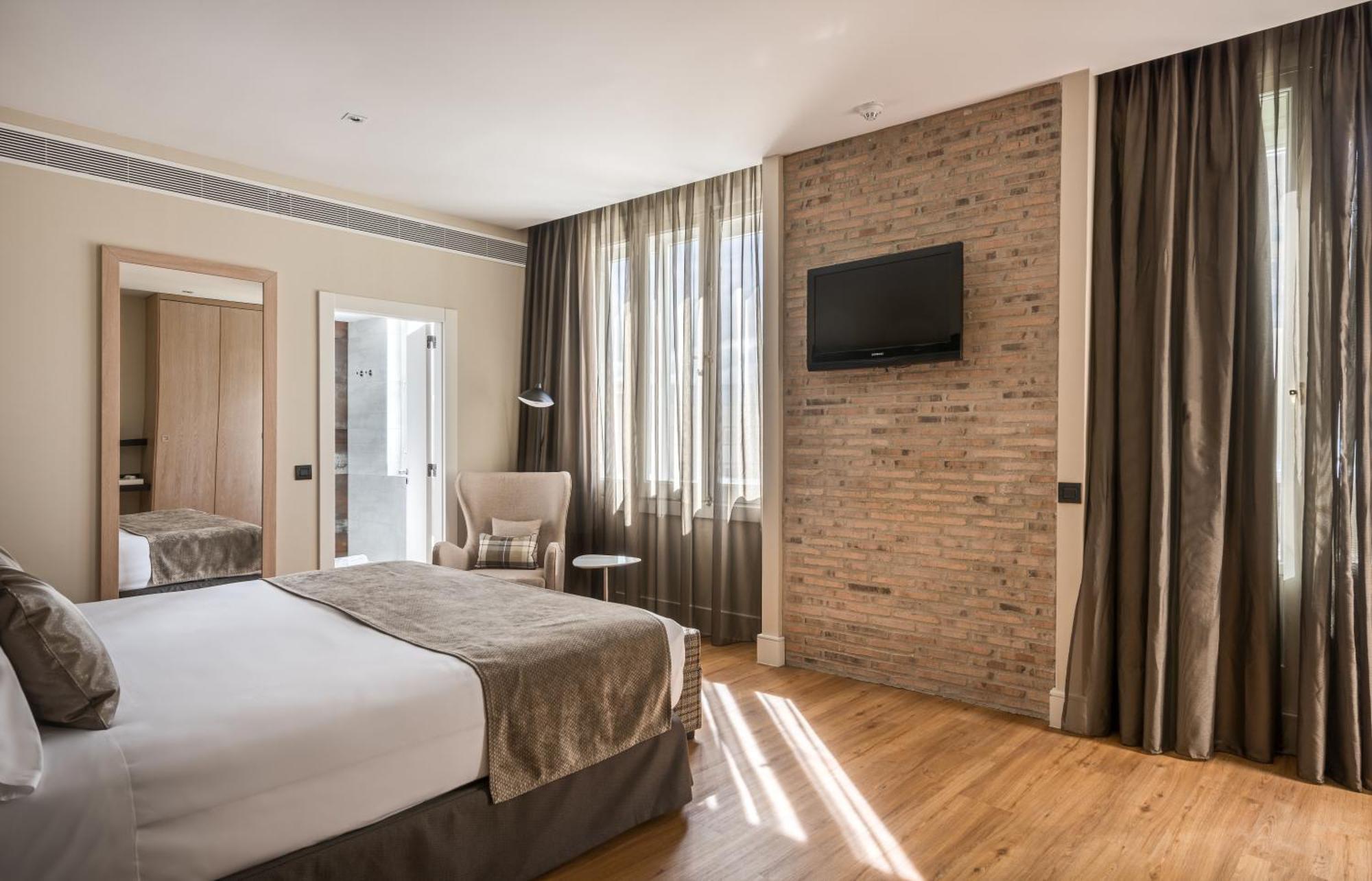 Superior Double Room Terrace Jacuzzi®