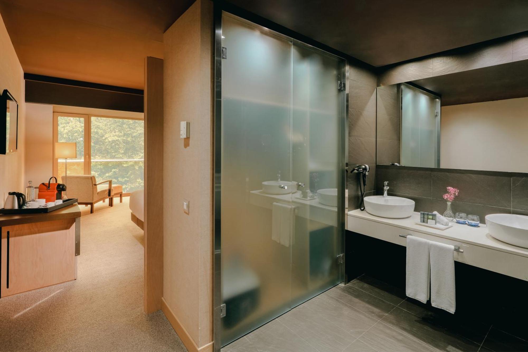 Superior Double or Twin Room View Extra Bed