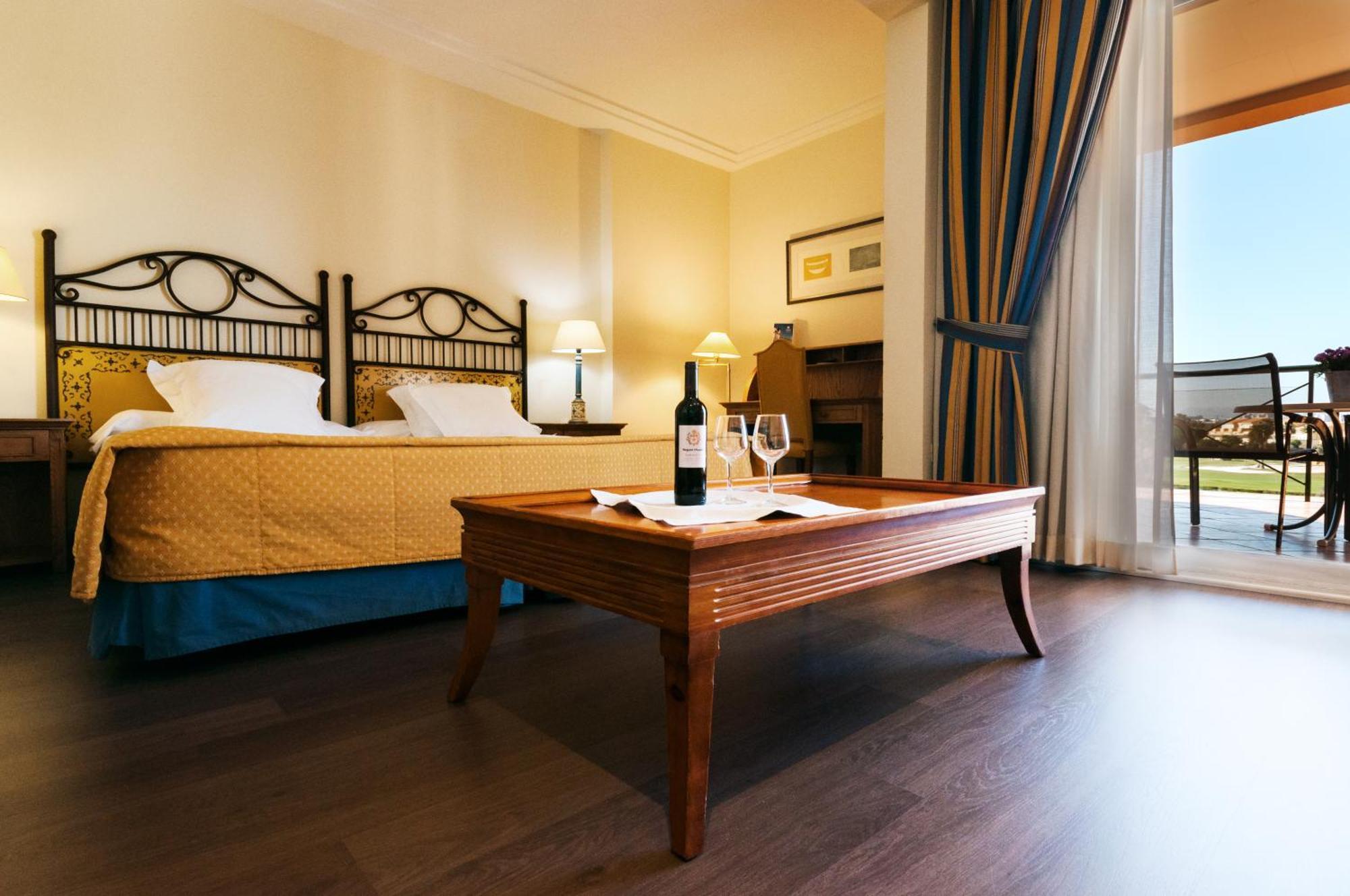 Deluxe Twin or Double Room