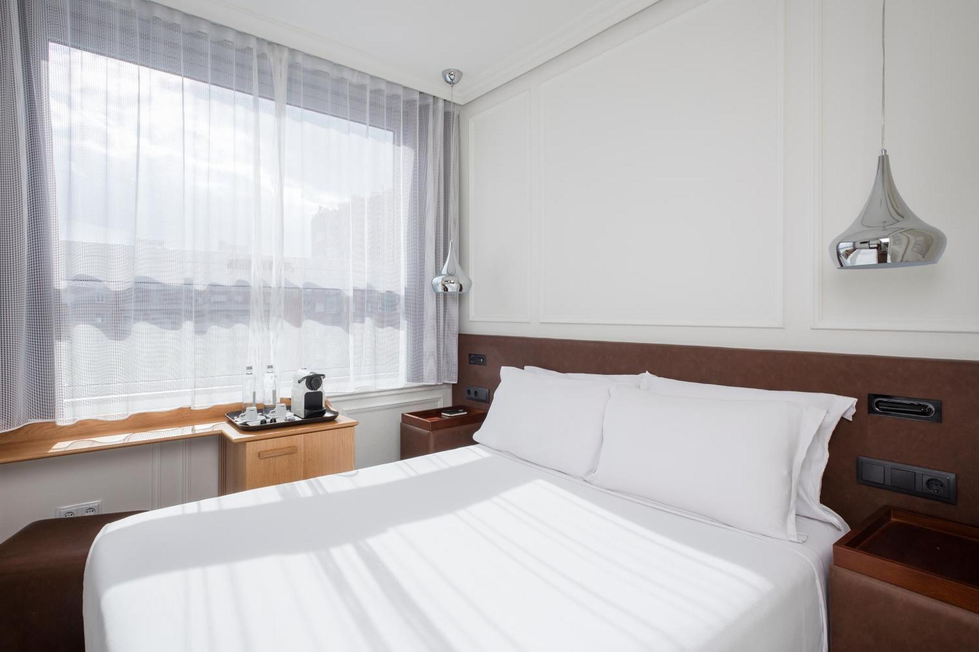 Economy Double Room,1432156174:JPEG
