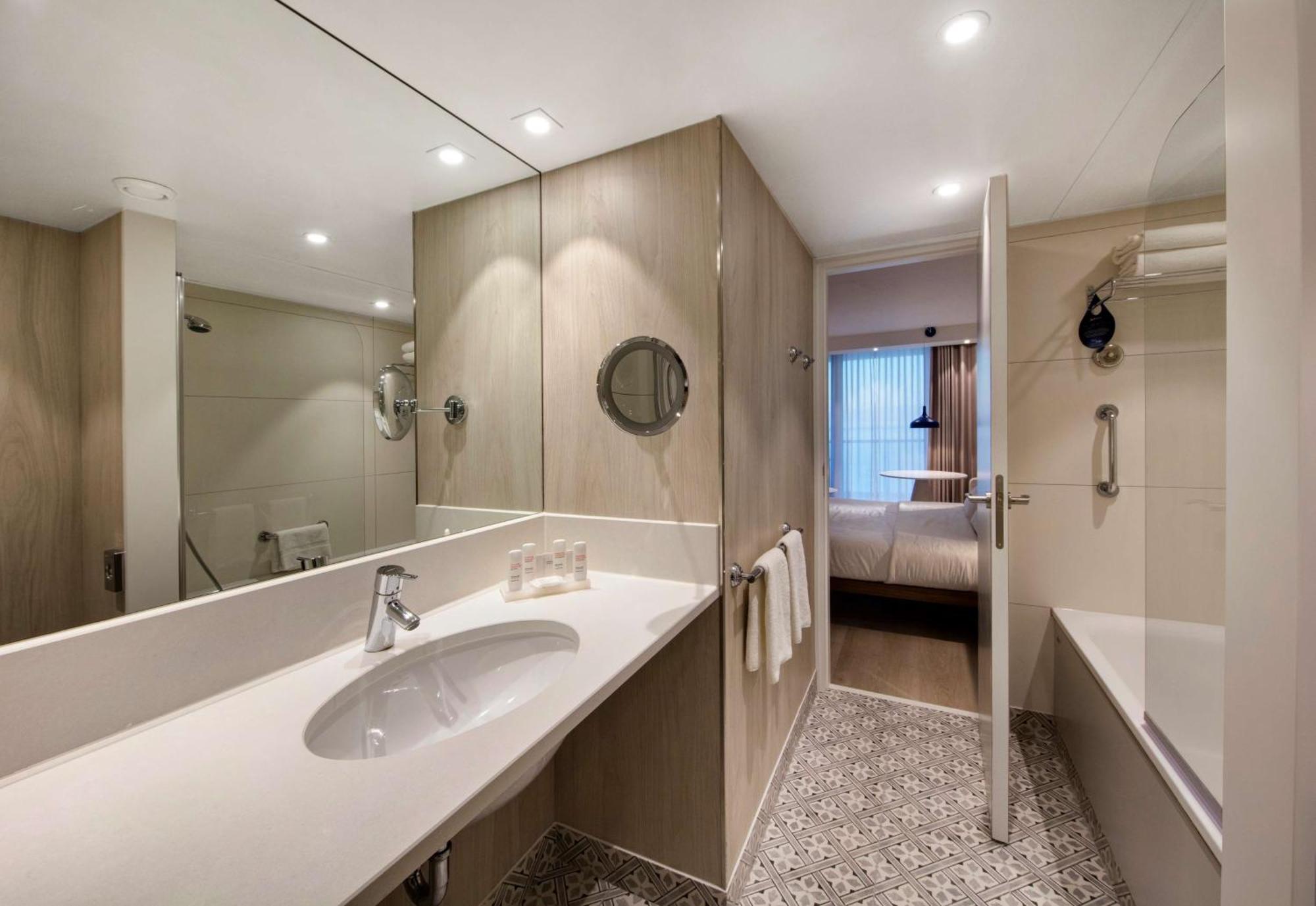 Superior Kamer met Terras en Uitzicht op Zee