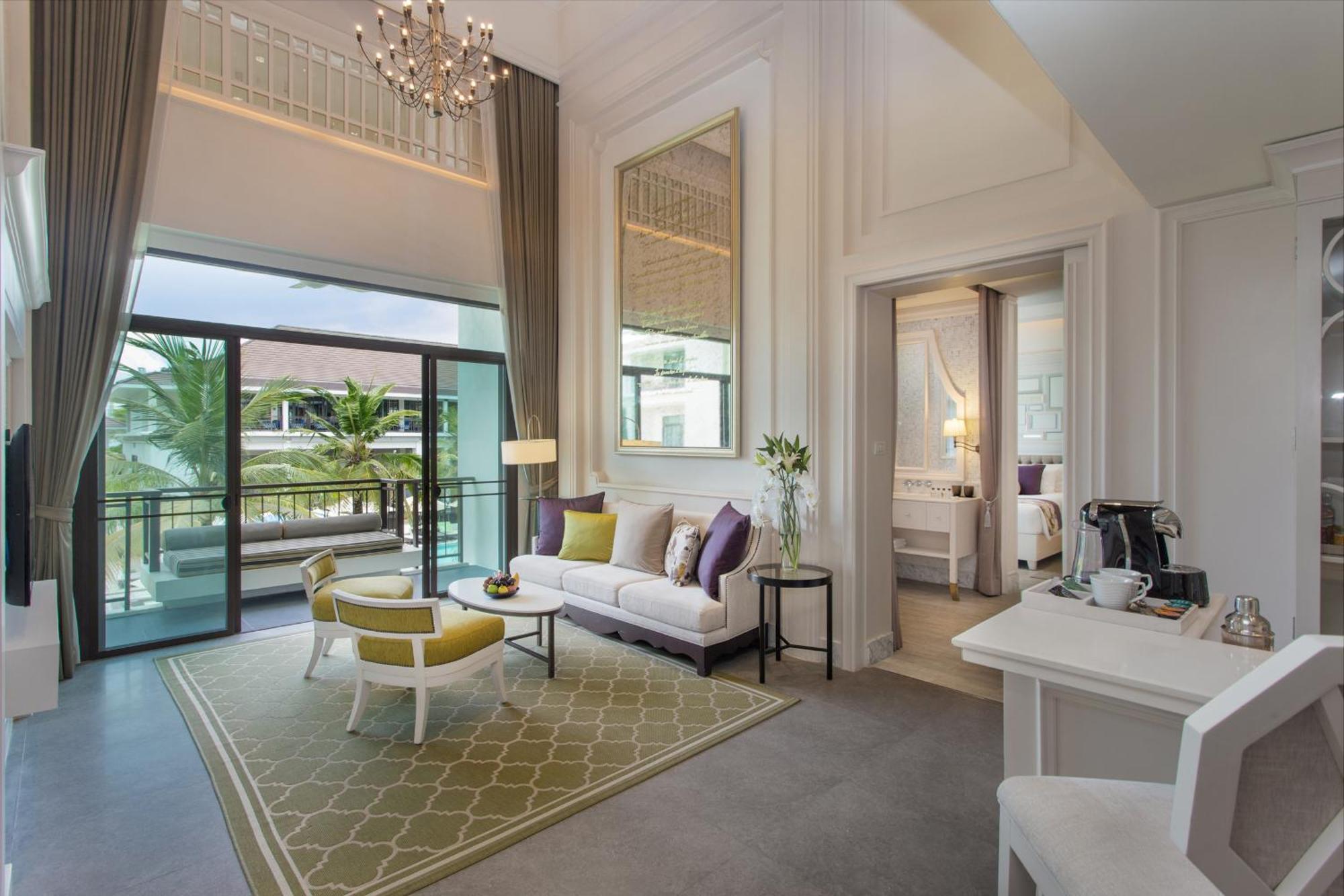 Suite 24 hours of Room