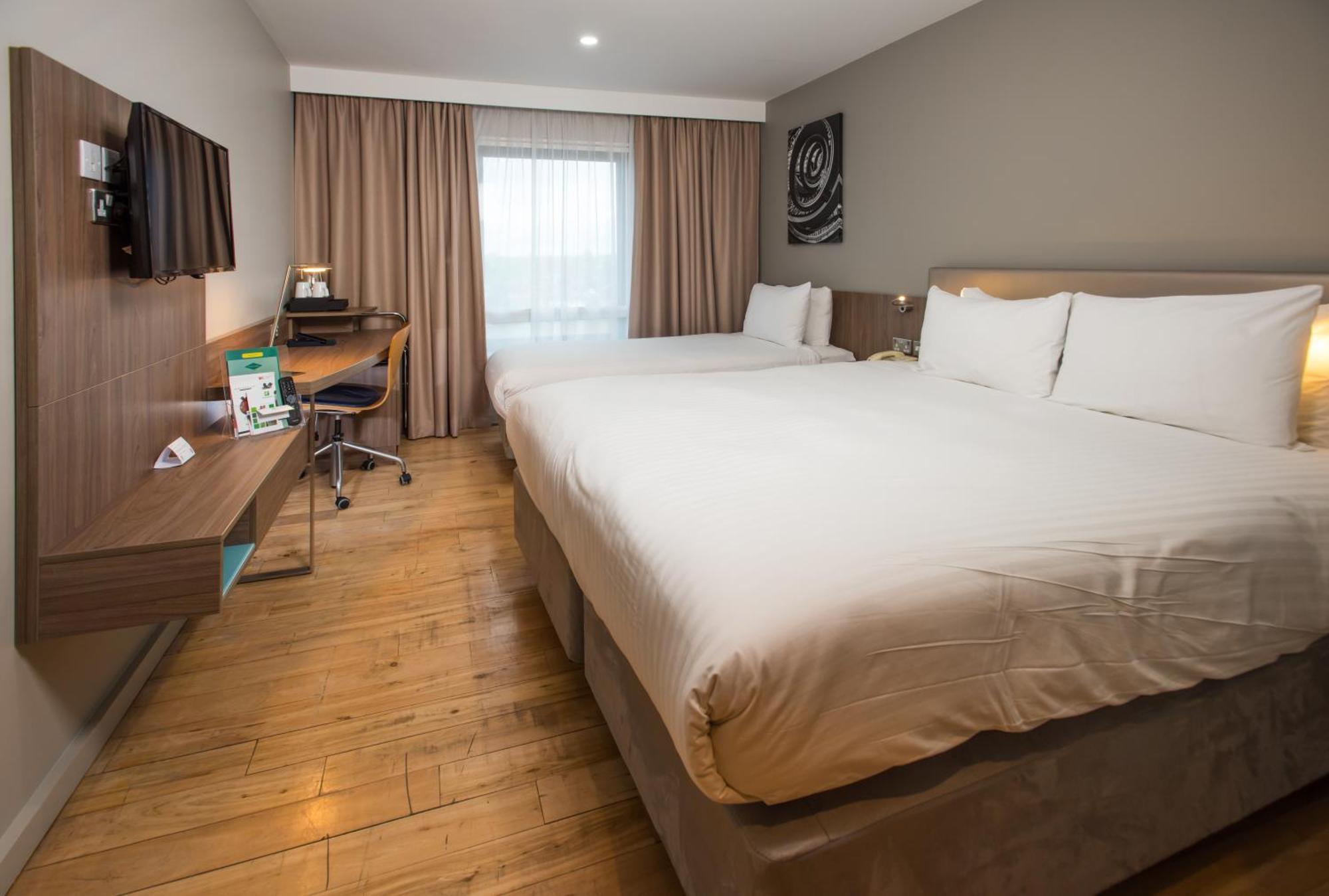 Standaard Kamer met Tweepersoonsbed en Eenpersoonsbed