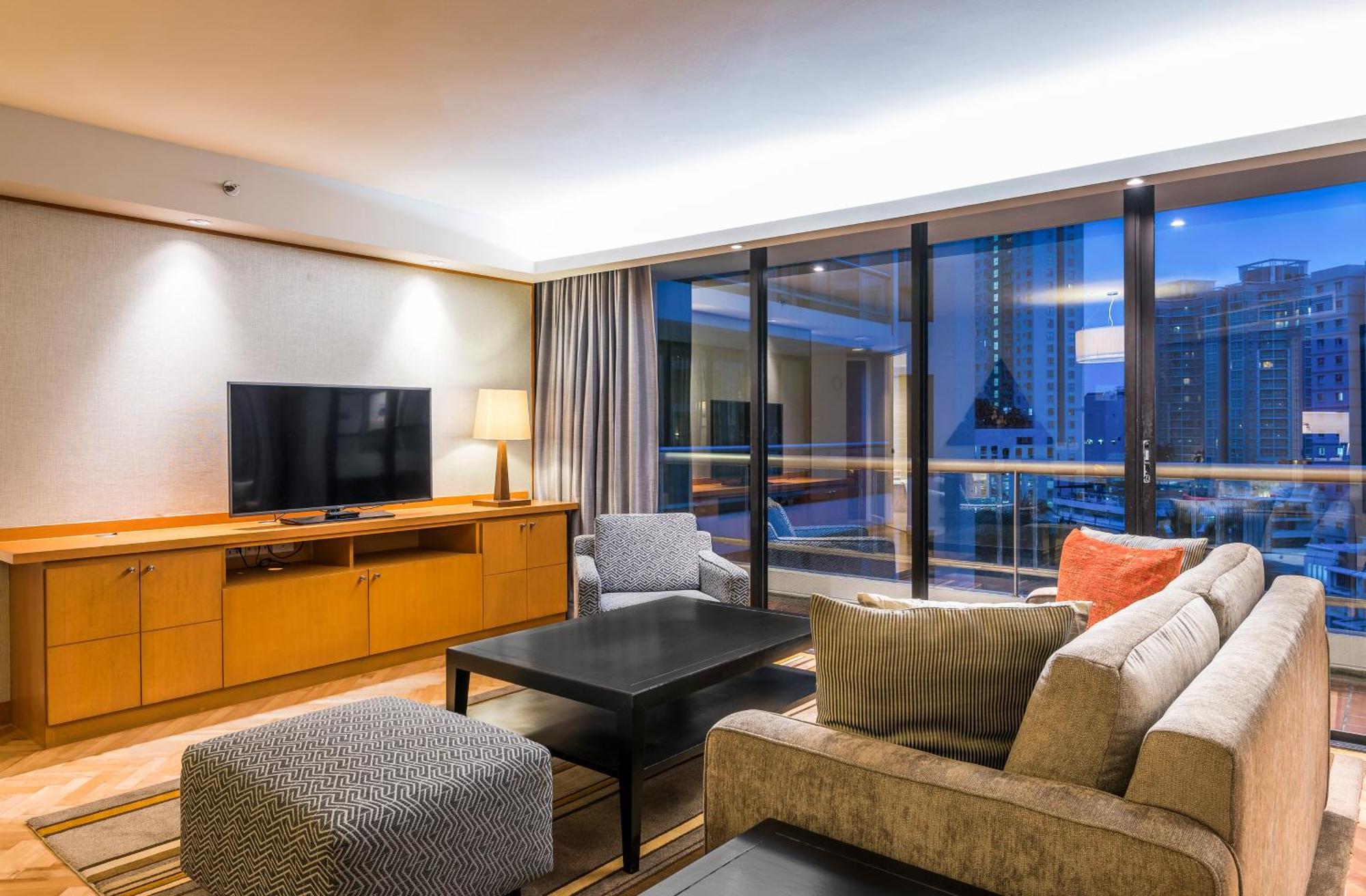Deluxe Two-Bedroom Twin
