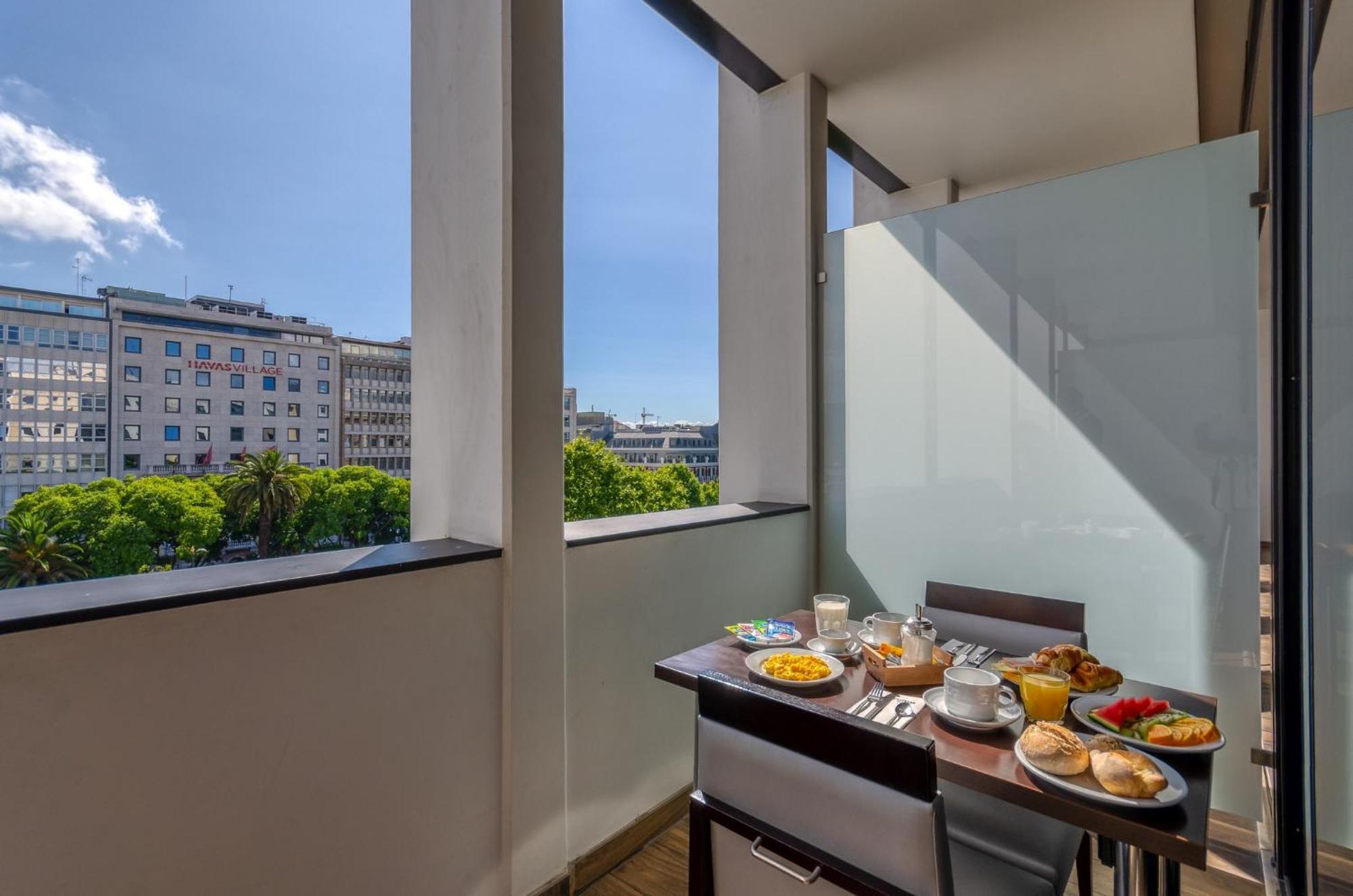 Executive Tweepersoonskamer met 2 aparte bedden en balkon