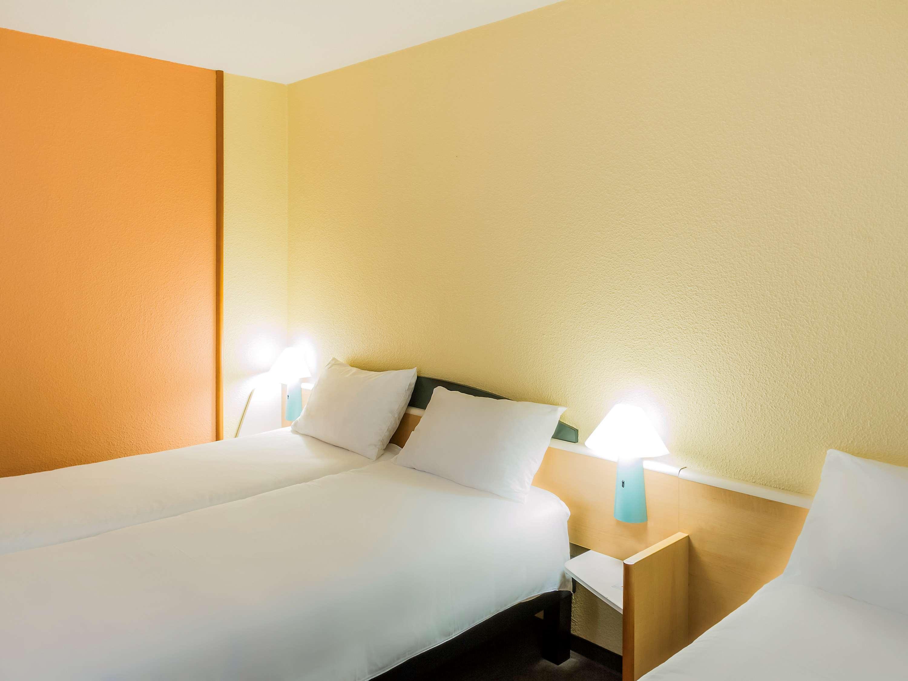 Standaard Kamer met 1 Tweepersoonsbed en 1 Eenpersoonsbed - Rookvrij