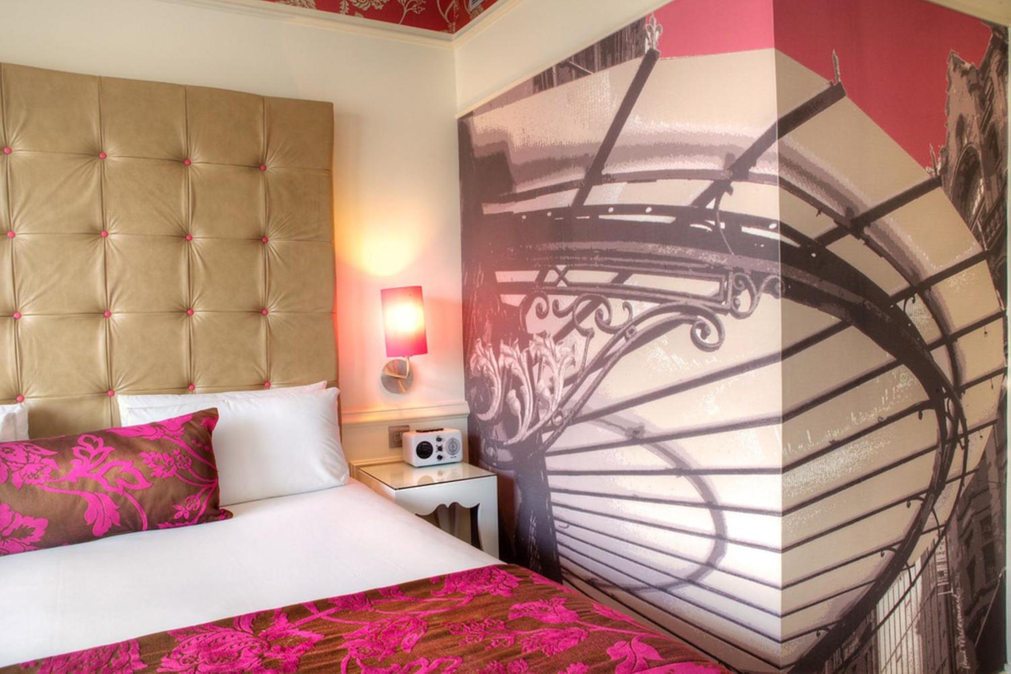 Premium King Room