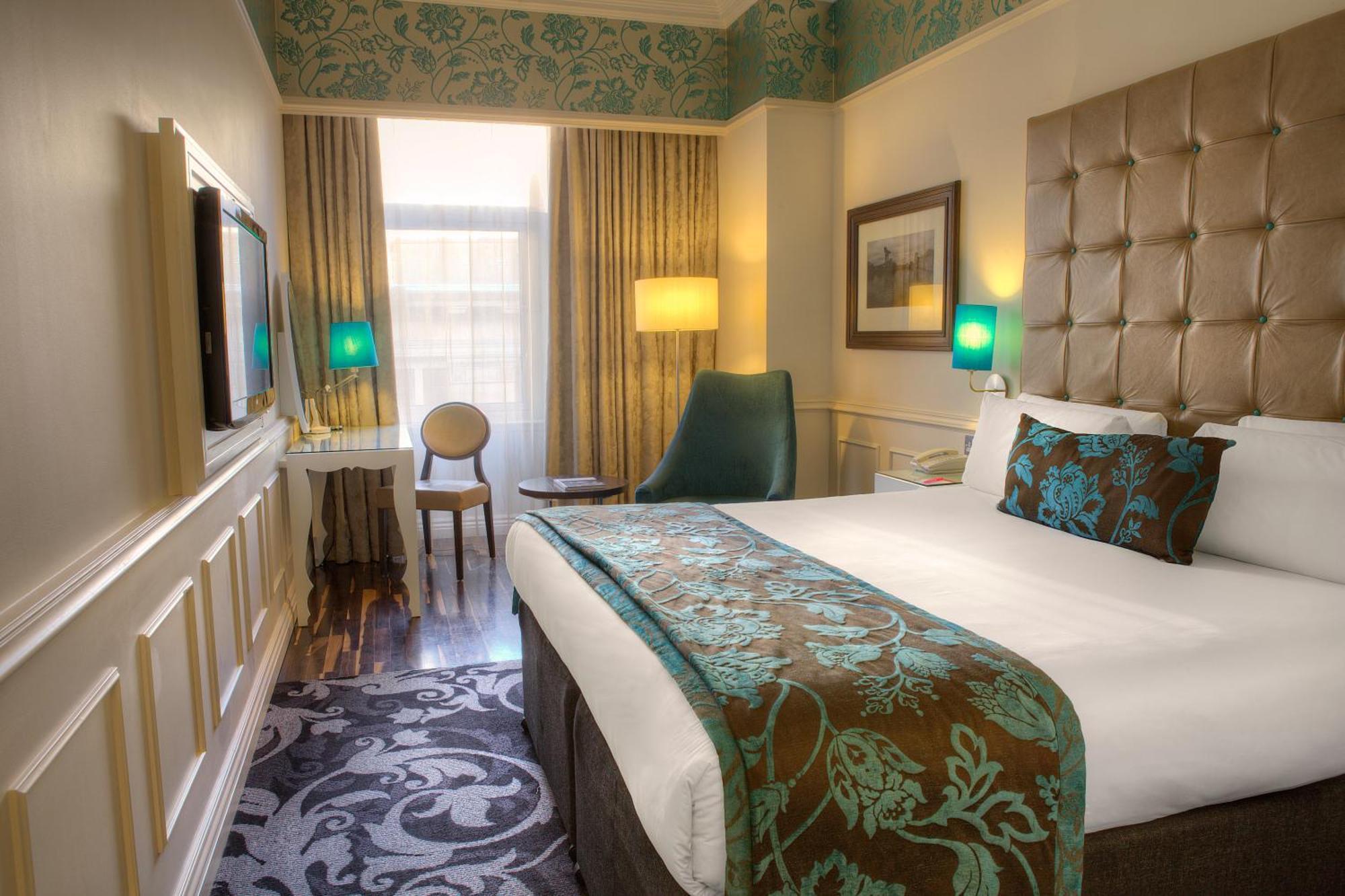 Premium King Room