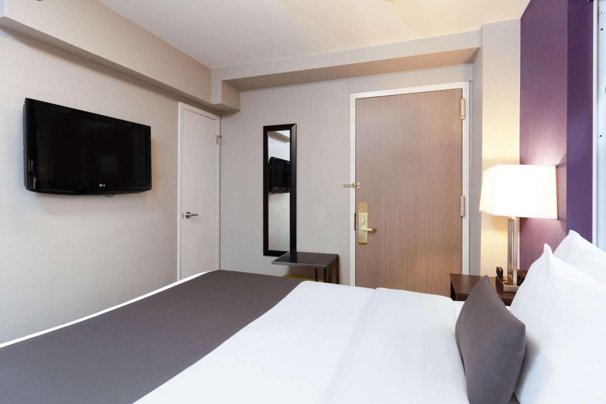 Kamer met Queensize Bed - Rookvrij
