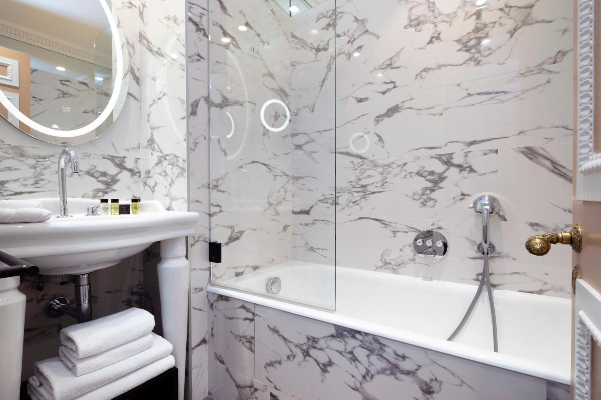 Deluxe Pantheon Kamer