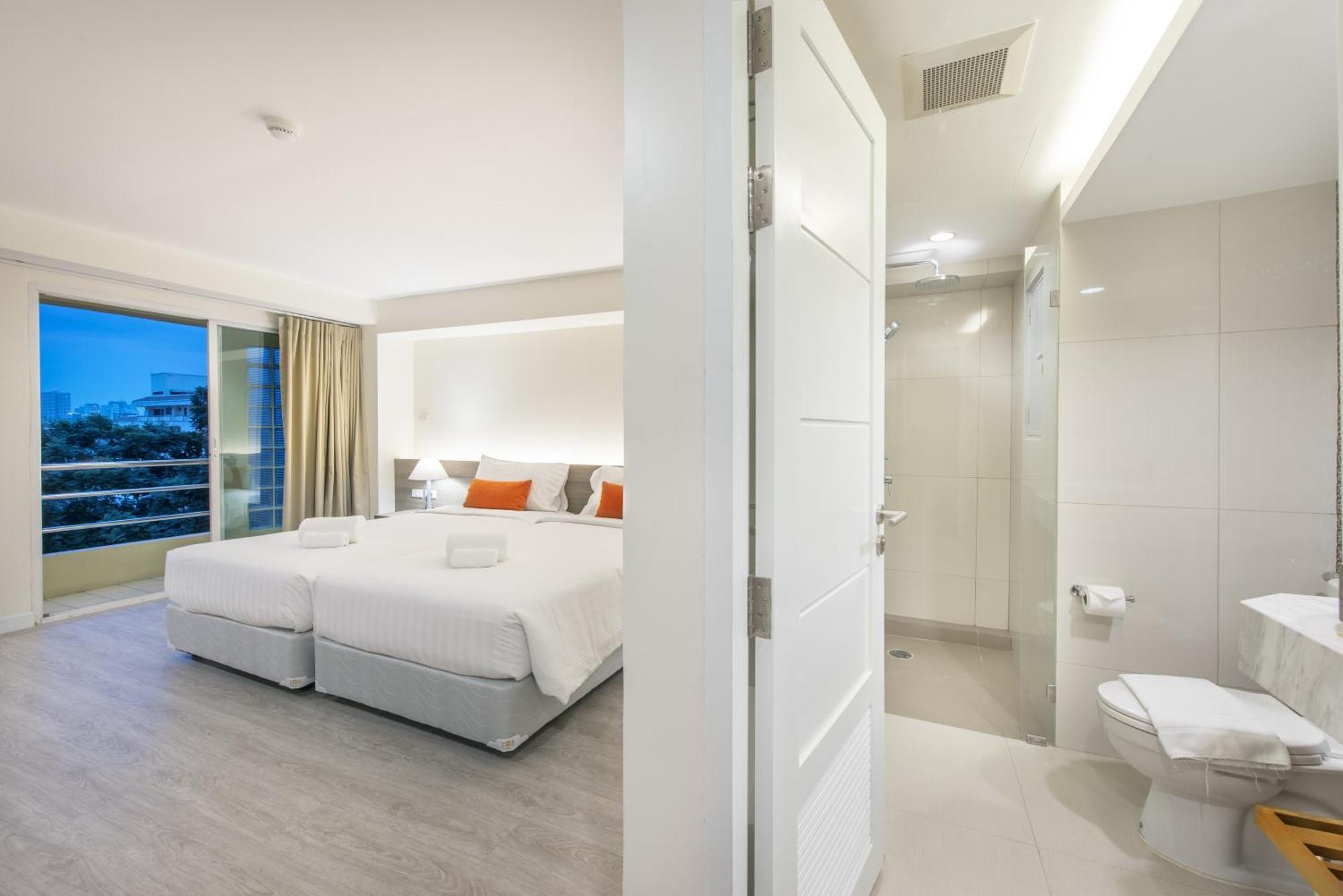Deluxe Double or Twin Room Balcony