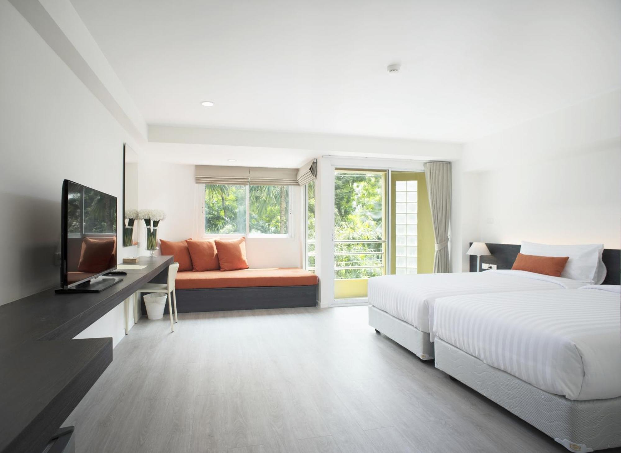Deluxe Double or Twin Room Balcony