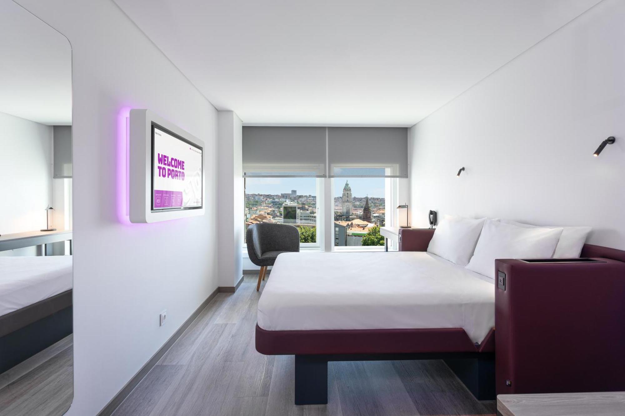 Premium Kamer met Queensize Bed en Uitzicht
