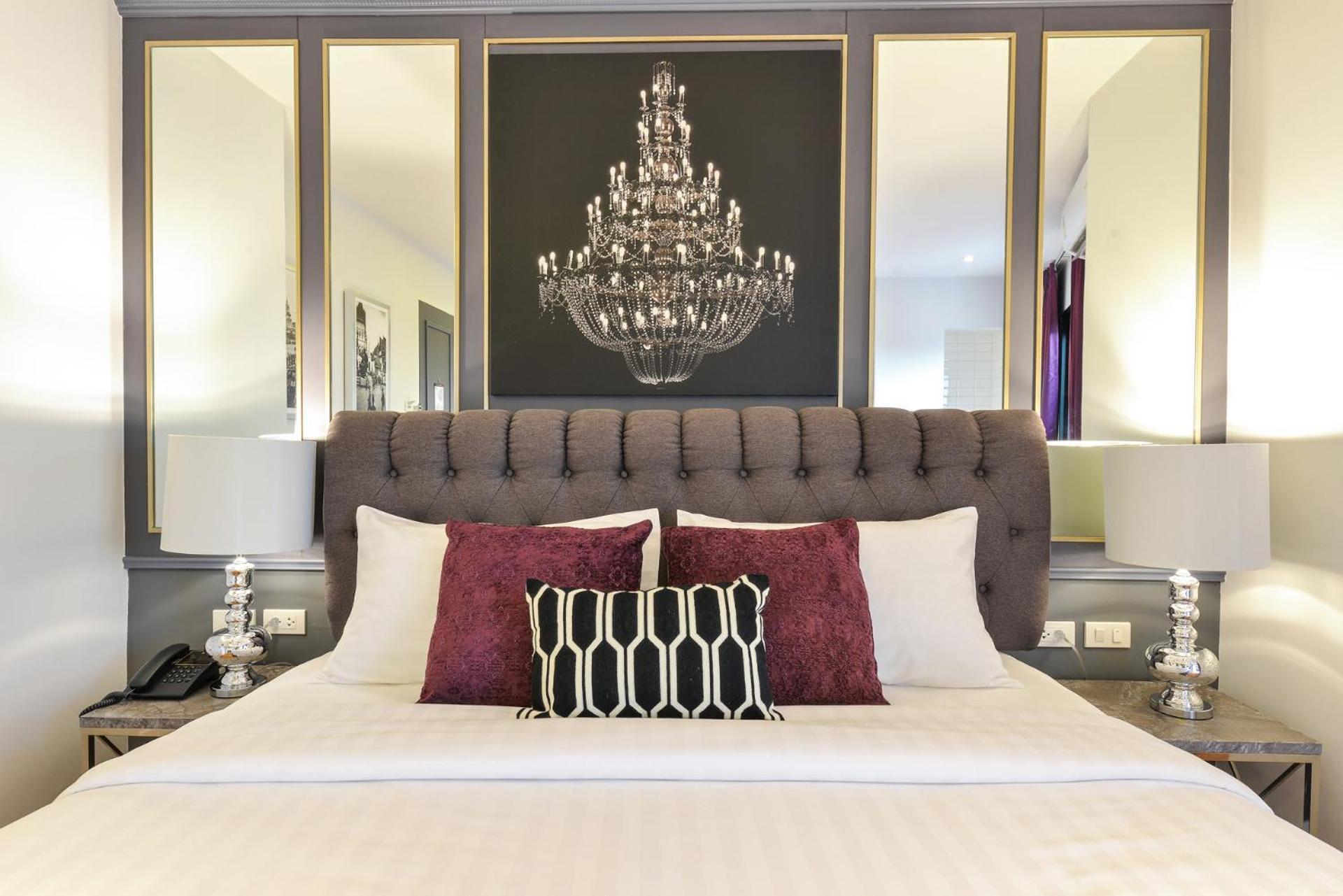 Deluxe Double Room Street View