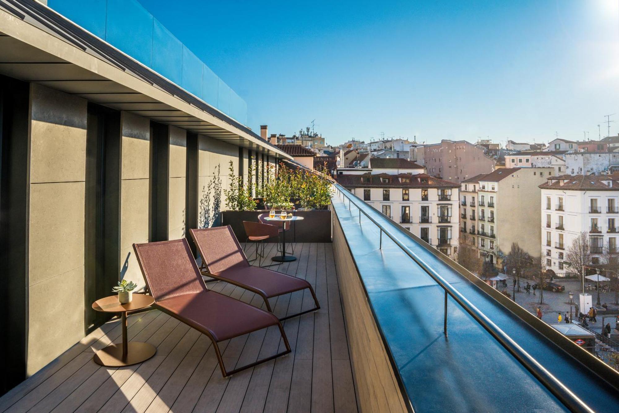 Corner Deluxe Double Room Terrace