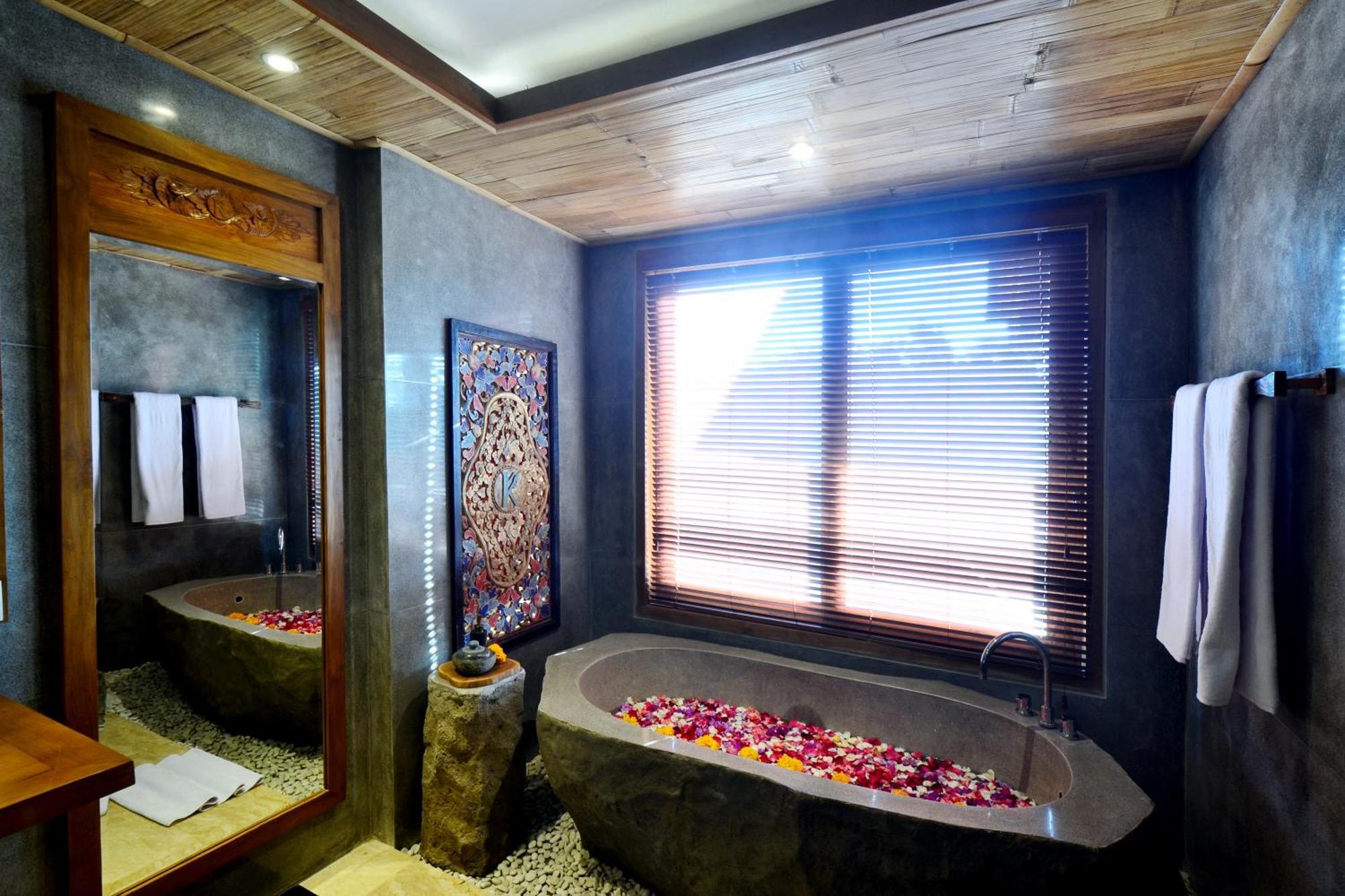 Asmara Pool Villa