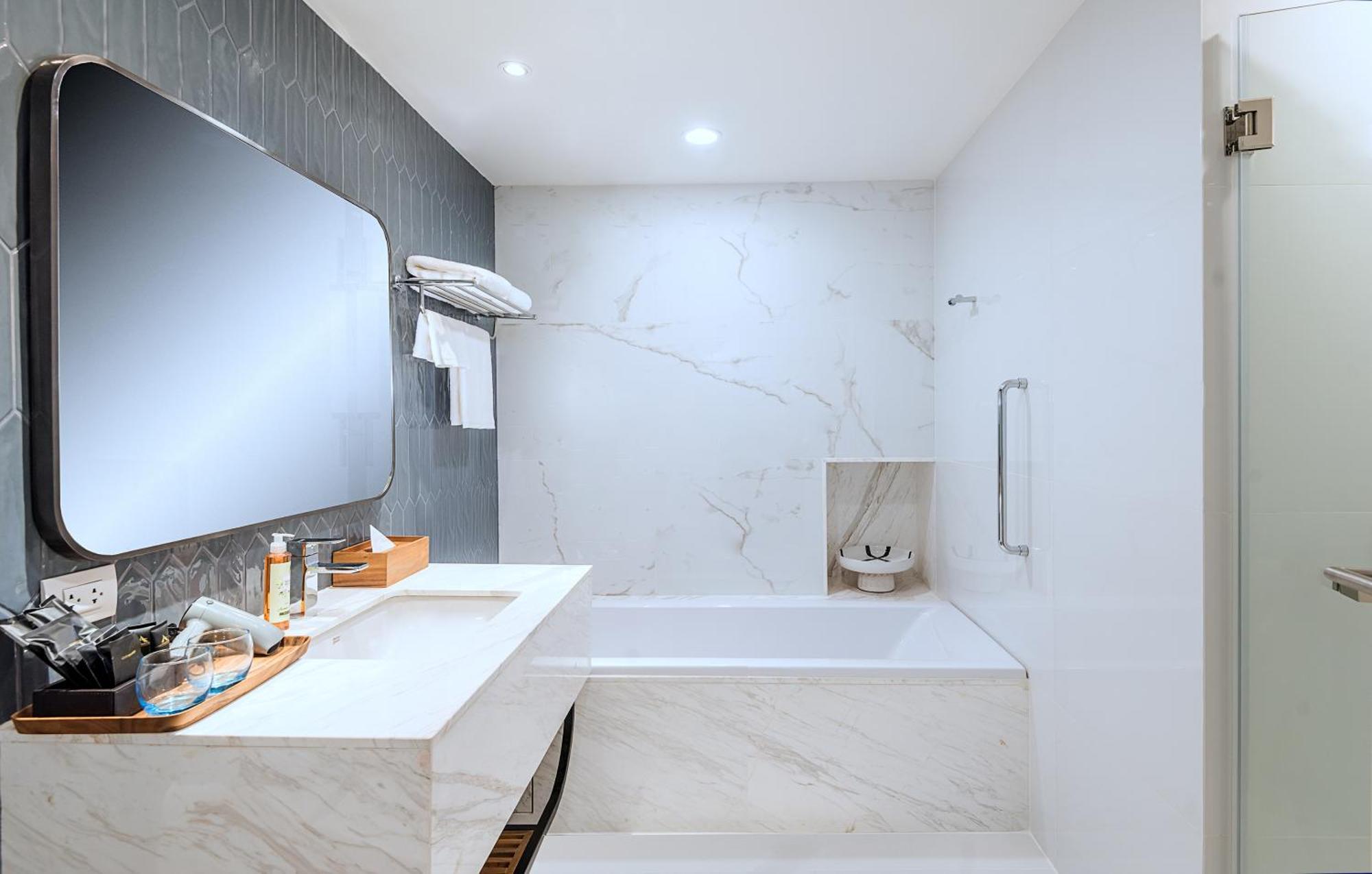 1-bedroom premium suite