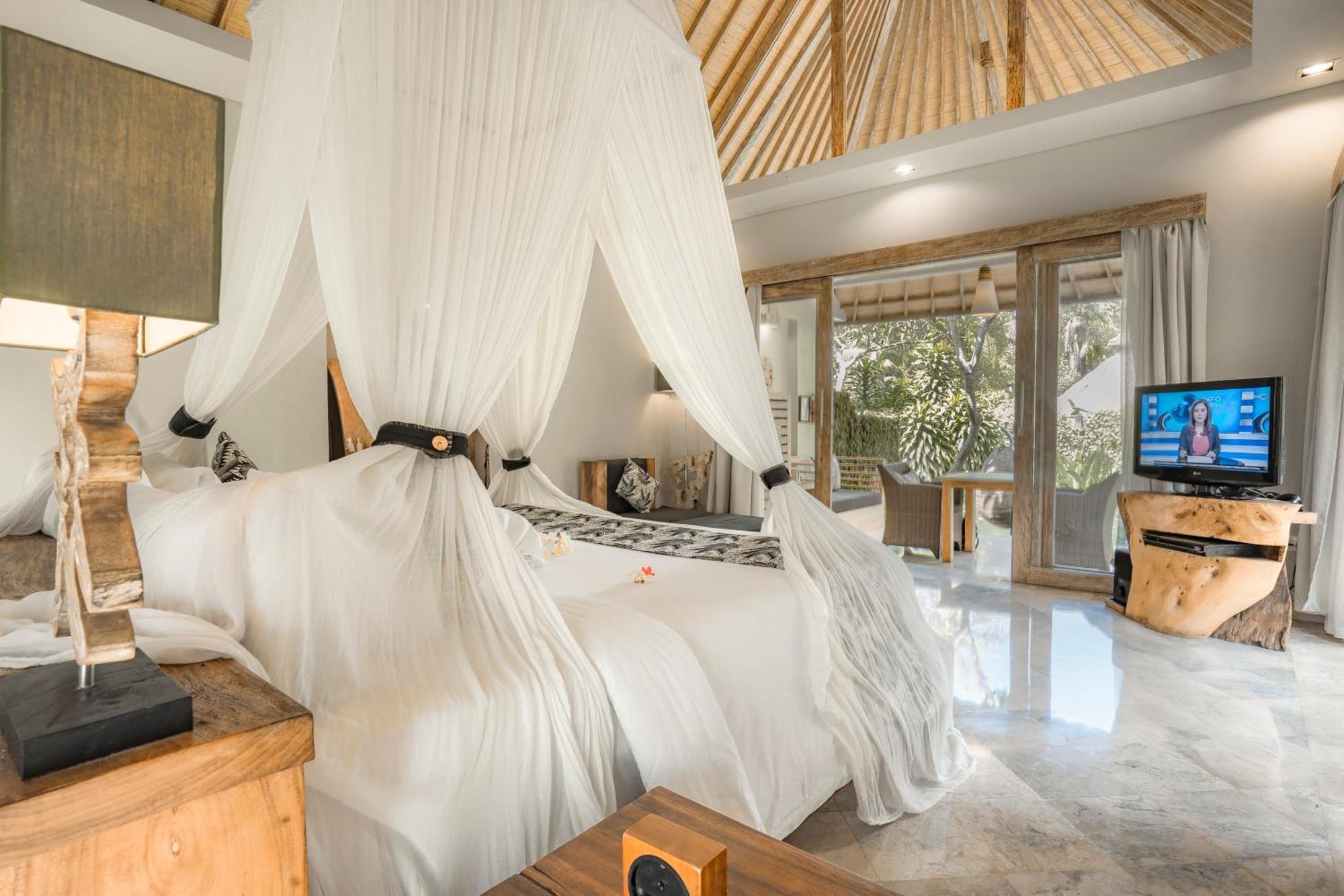 One-Bedroom Suite Pool Villa