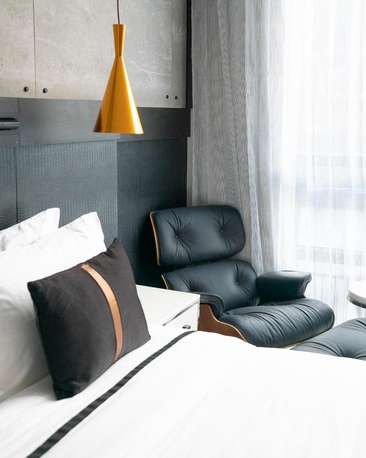 Kamer met Kingsize Bed