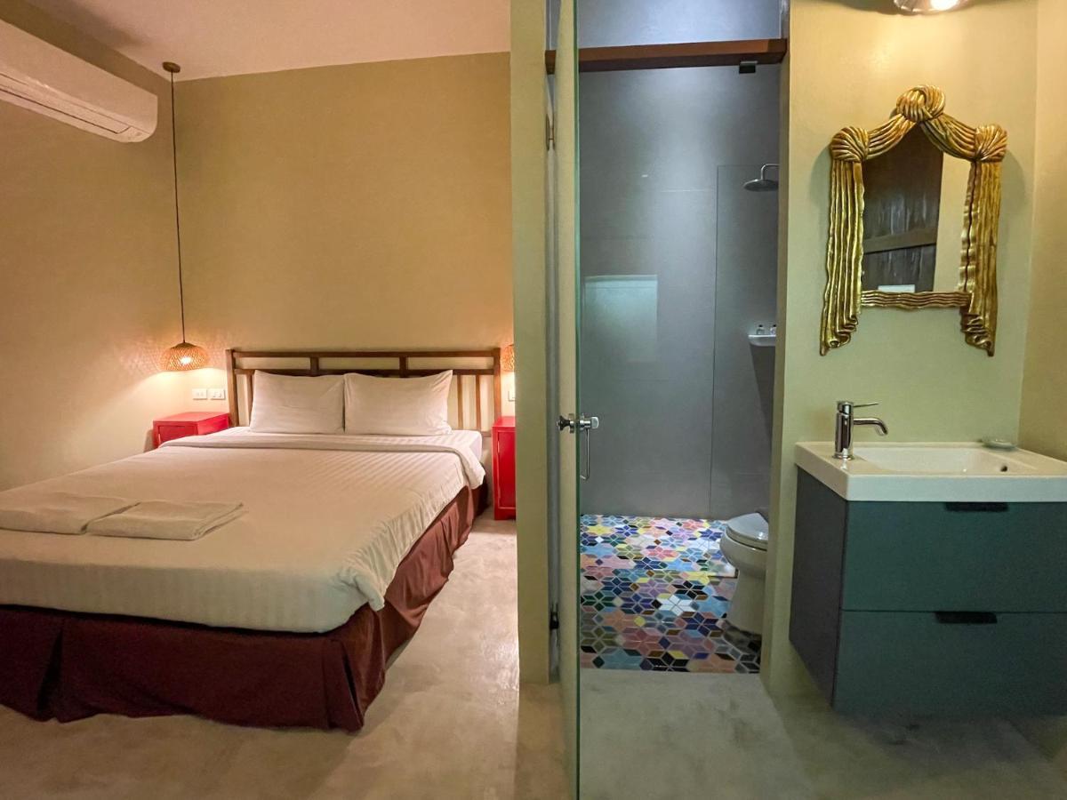 Standard King Bed