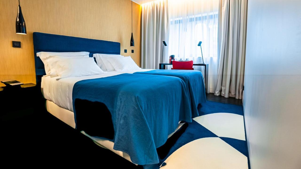 Tweepersoonskamer met 2 Aparte Bedden