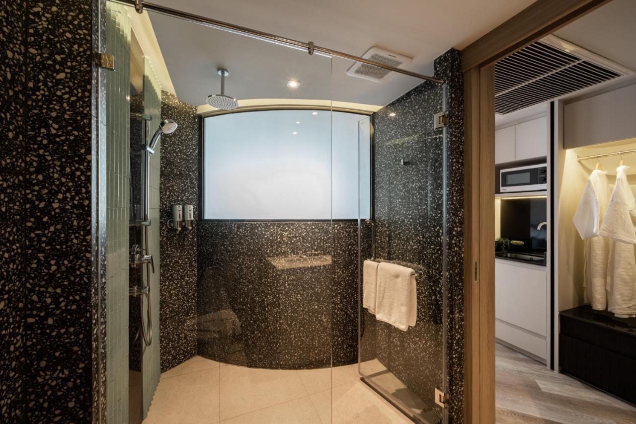 Premier King Room