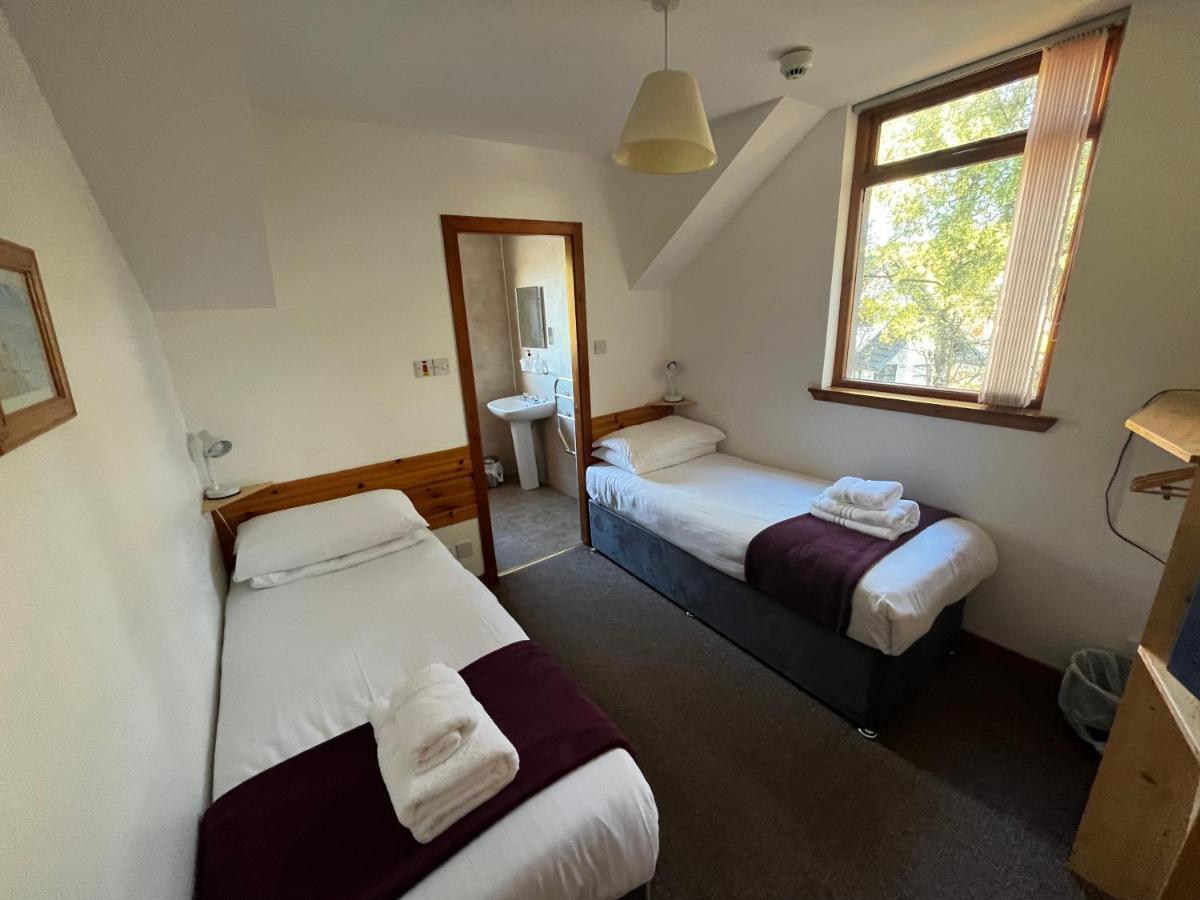 Family Room Adjoining Rooms
