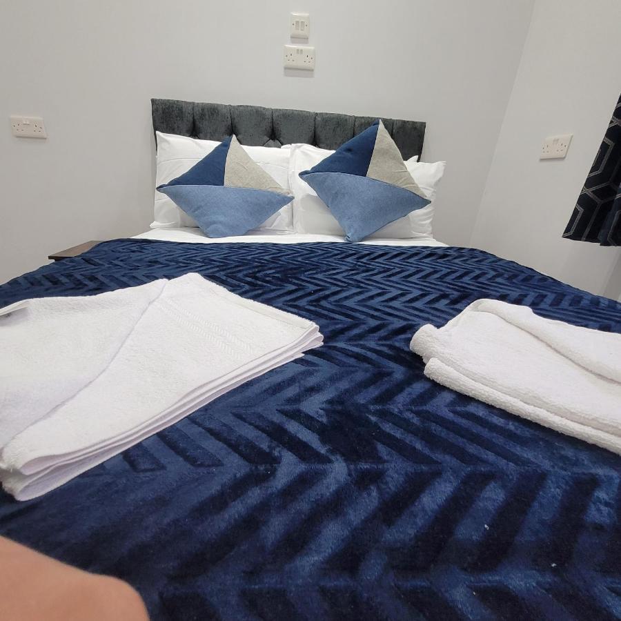 Driepersoonskamer met Eigen Badkamer